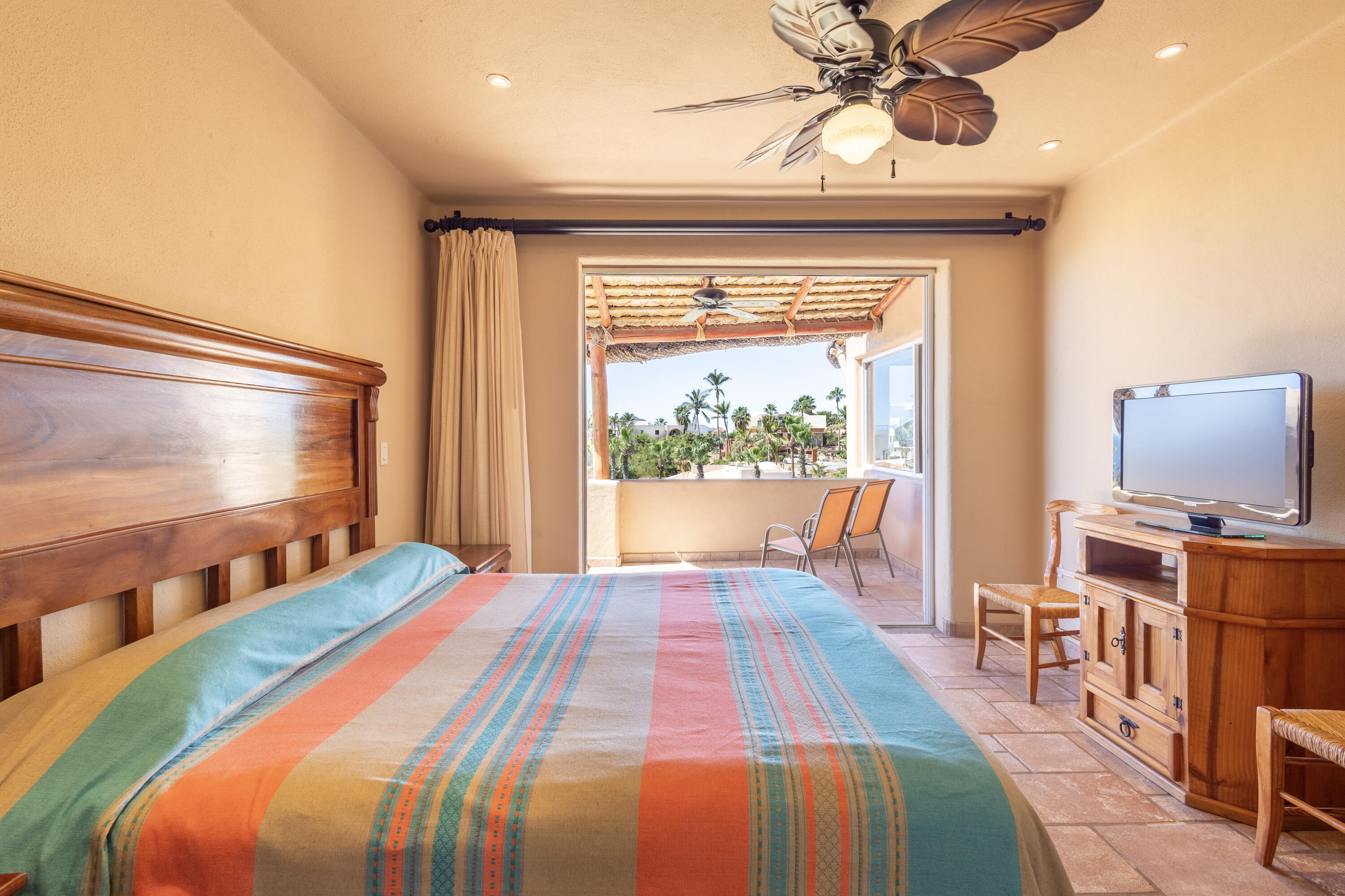 17 Paseo de Los Cabos, Casa Connie