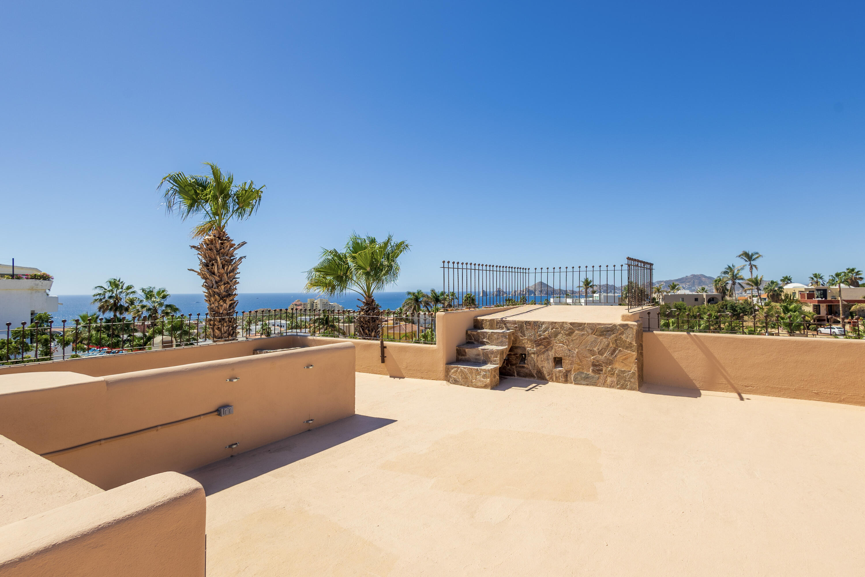 17 Paseo de Los Cabos, Casa Connie