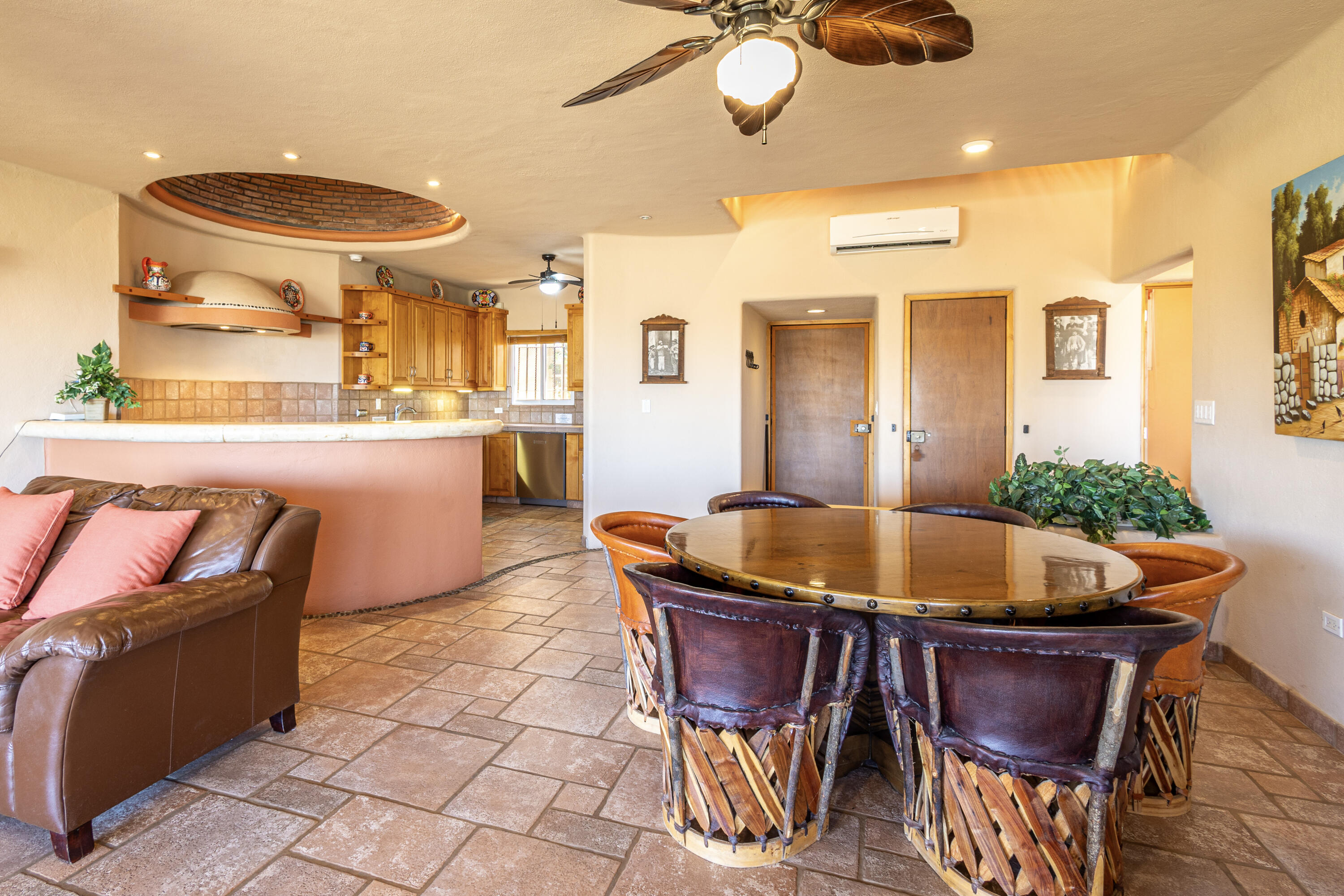 17 Paseo de Los Cabos, Casa Connie