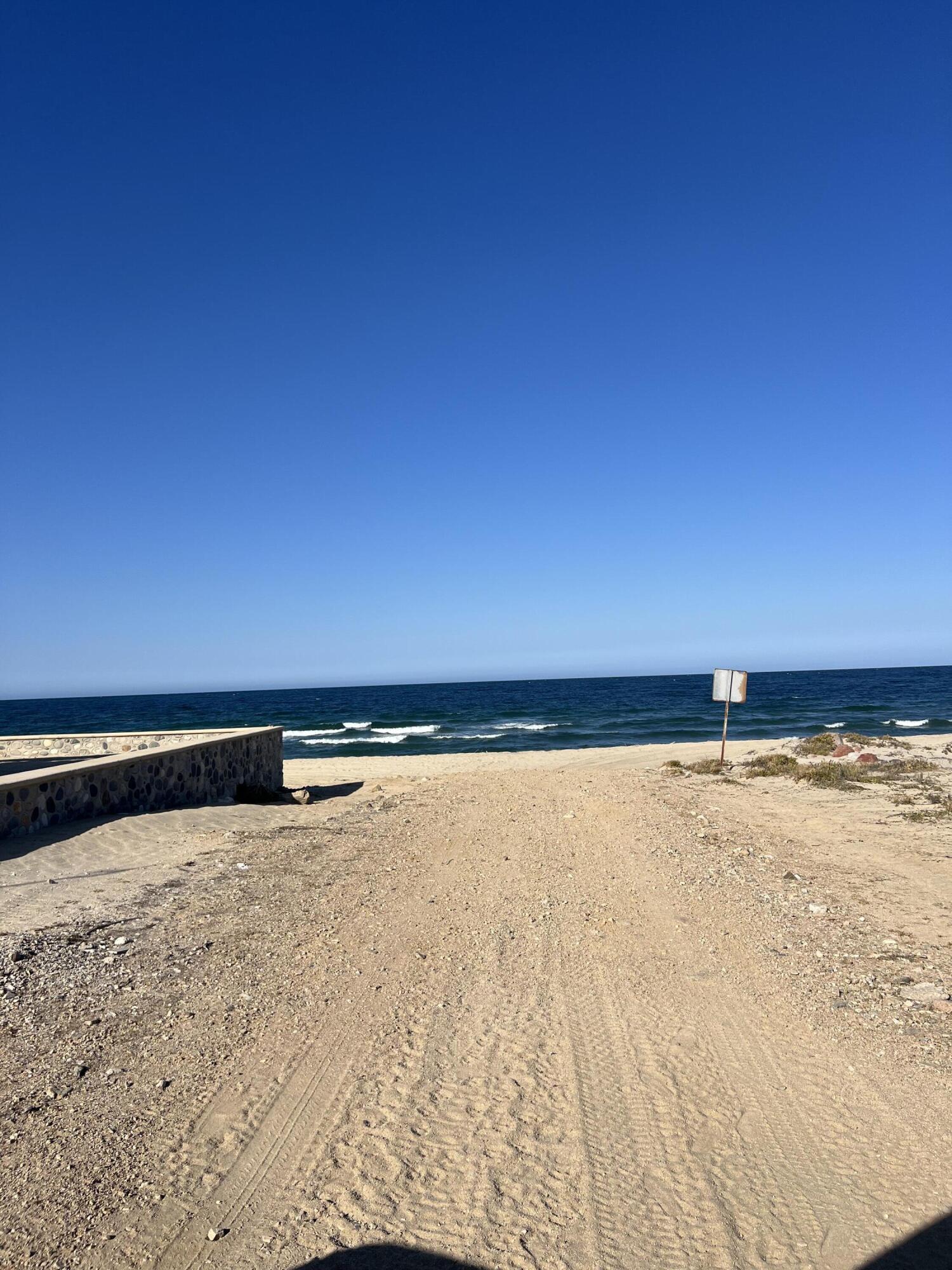 B-04 Lighthouse Point Estates, Light the Way