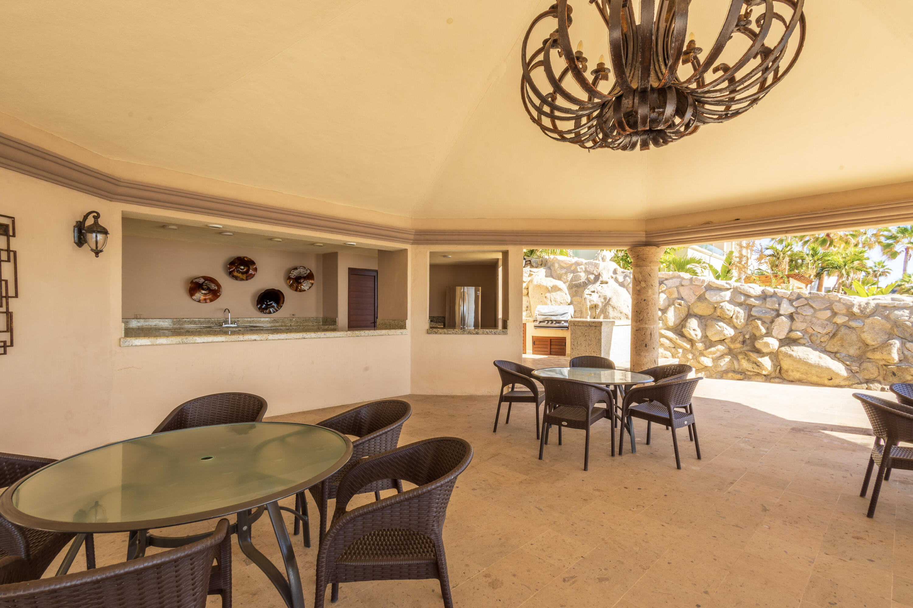 49K Santa Carmela, Casa Caniche