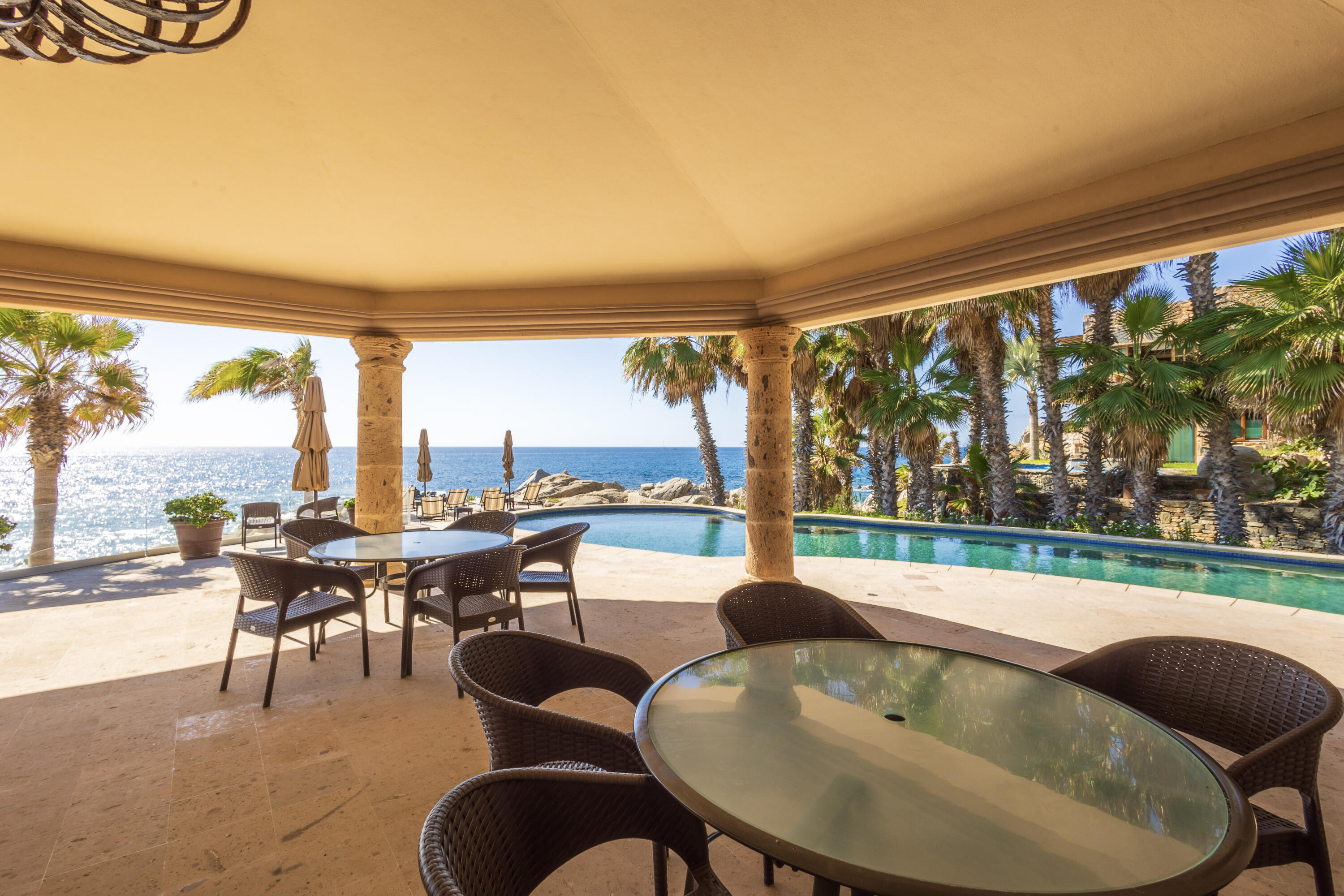 49K Santa Carmela, Casa Caniche