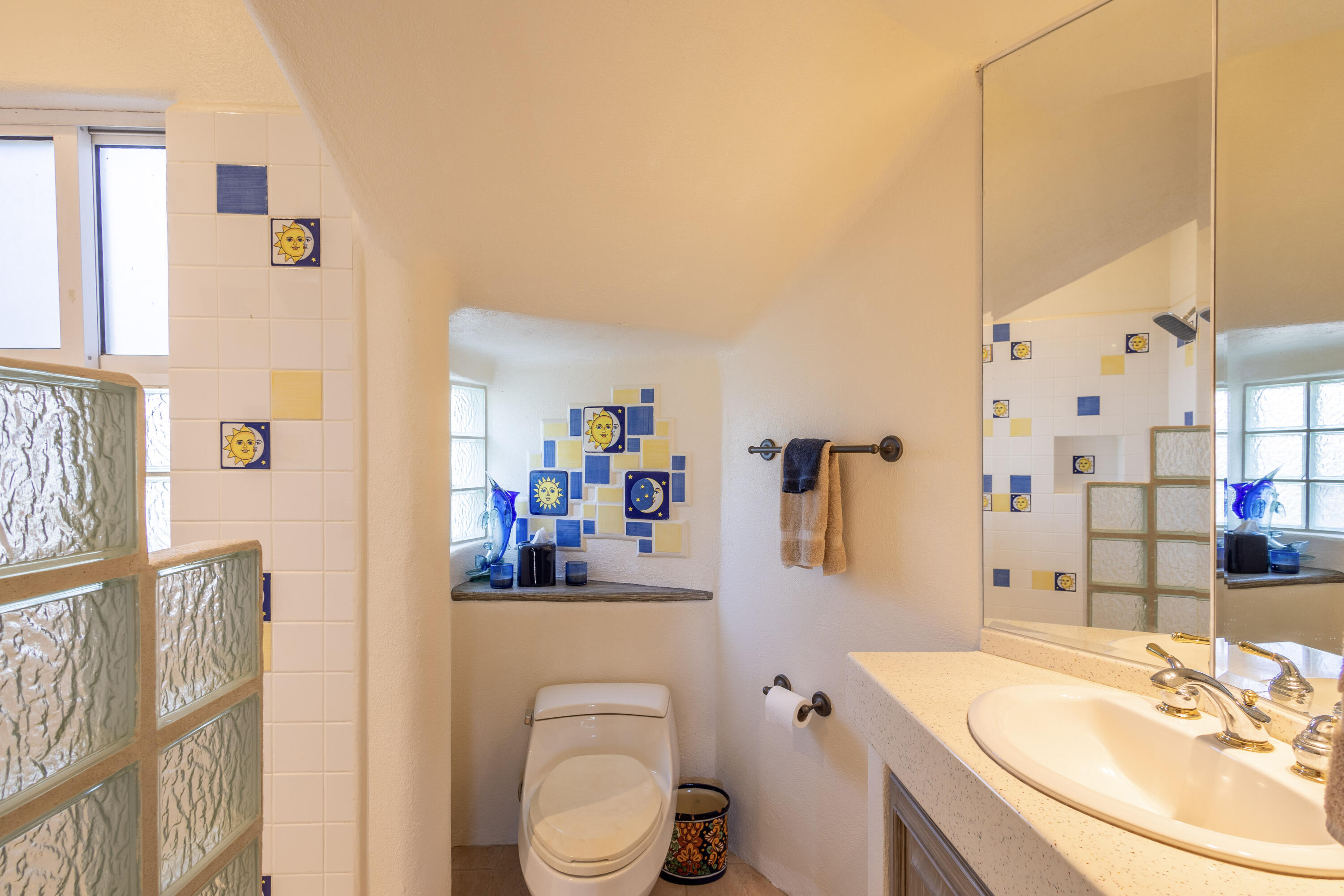 49K Santa Carmela, Casa Caniche