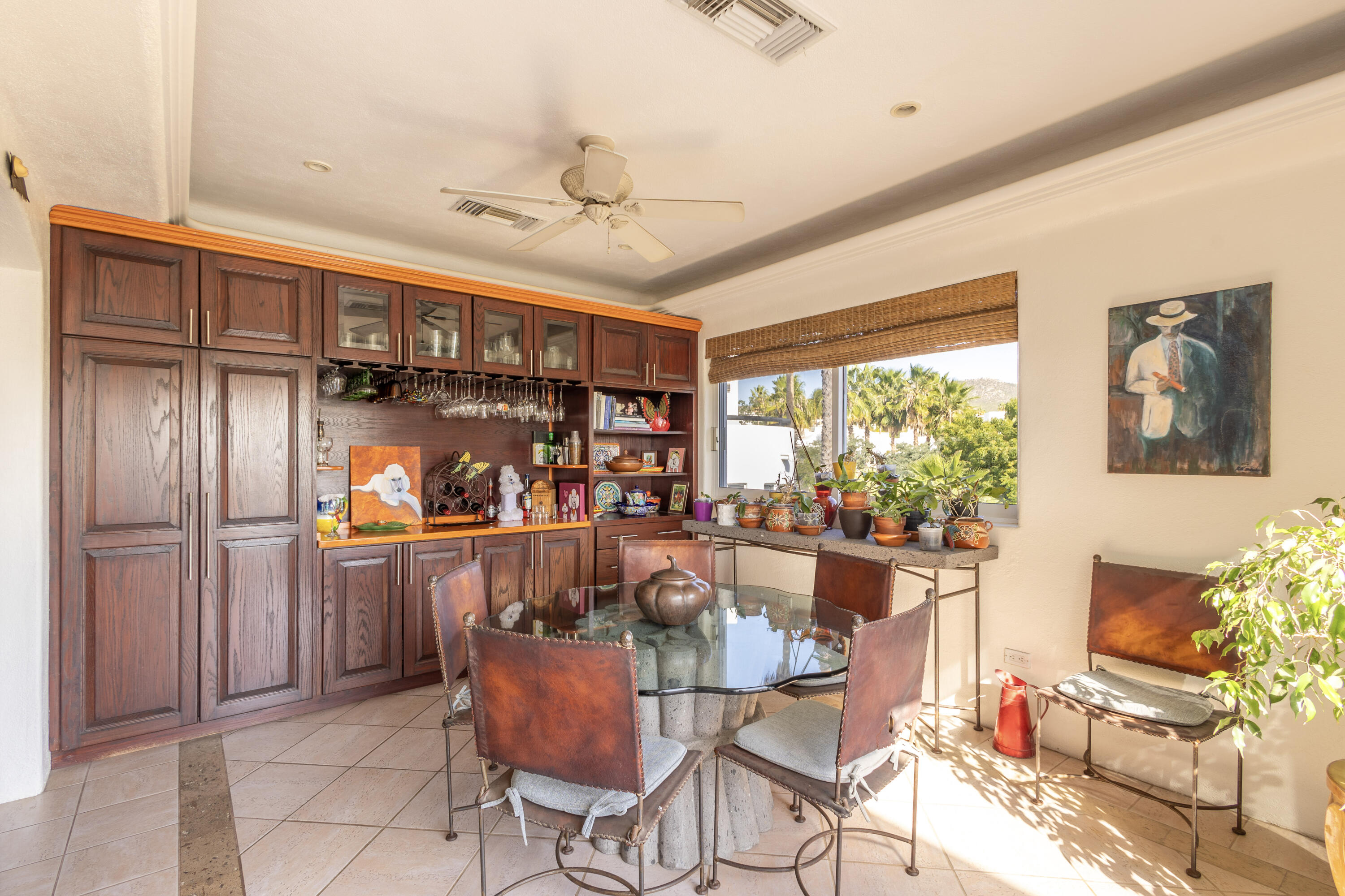 49K Santa Carmela, Casa Caniche