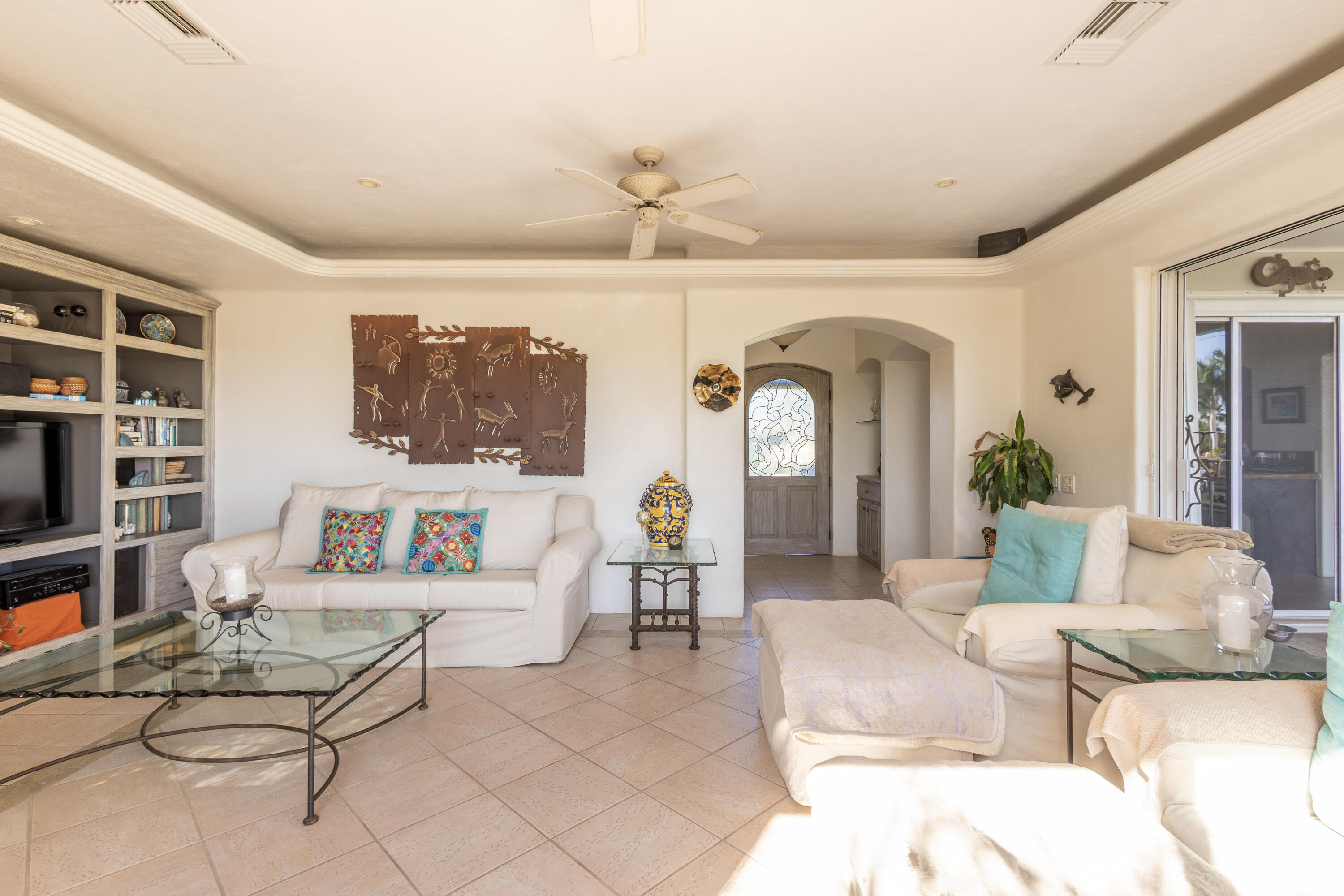 49K Santa Carmela, Casa Caniche