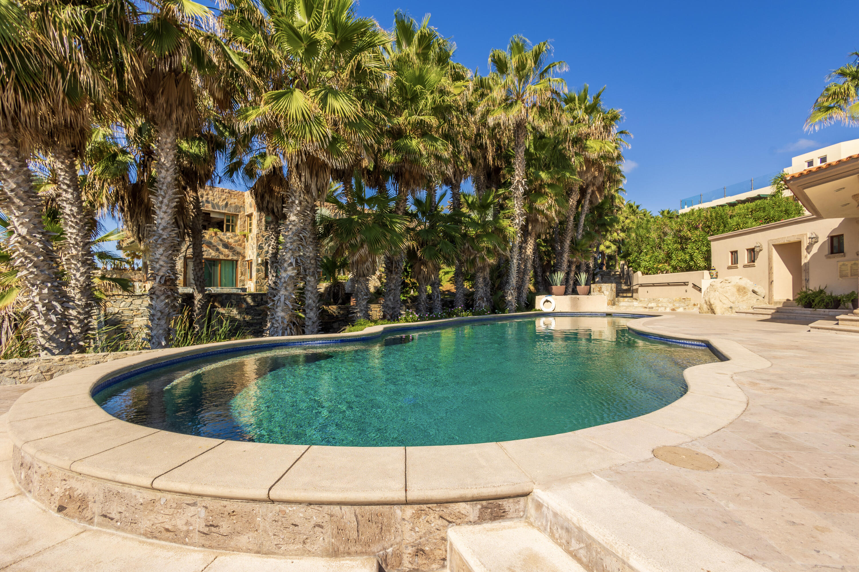 49K Santa Carmela, Casa Caniche