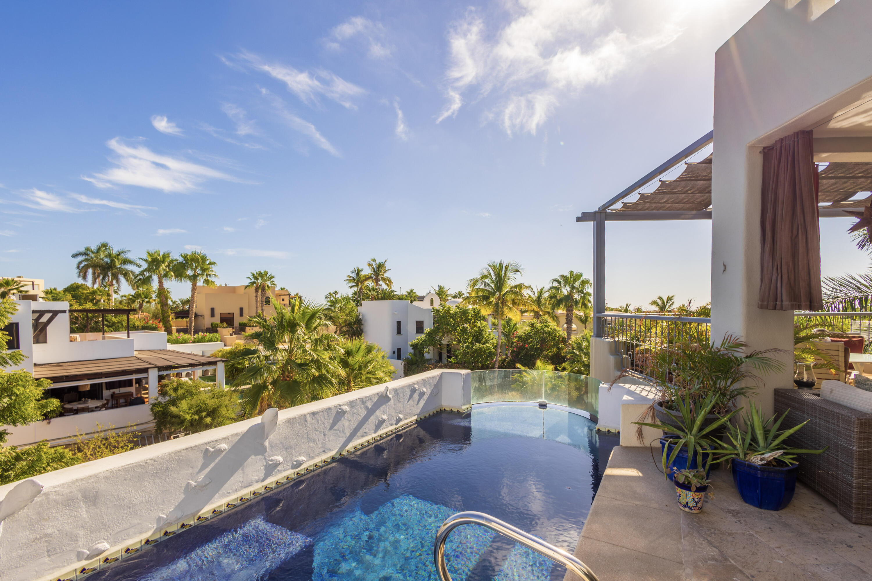 49K Santa Carmela, Casa Caniche