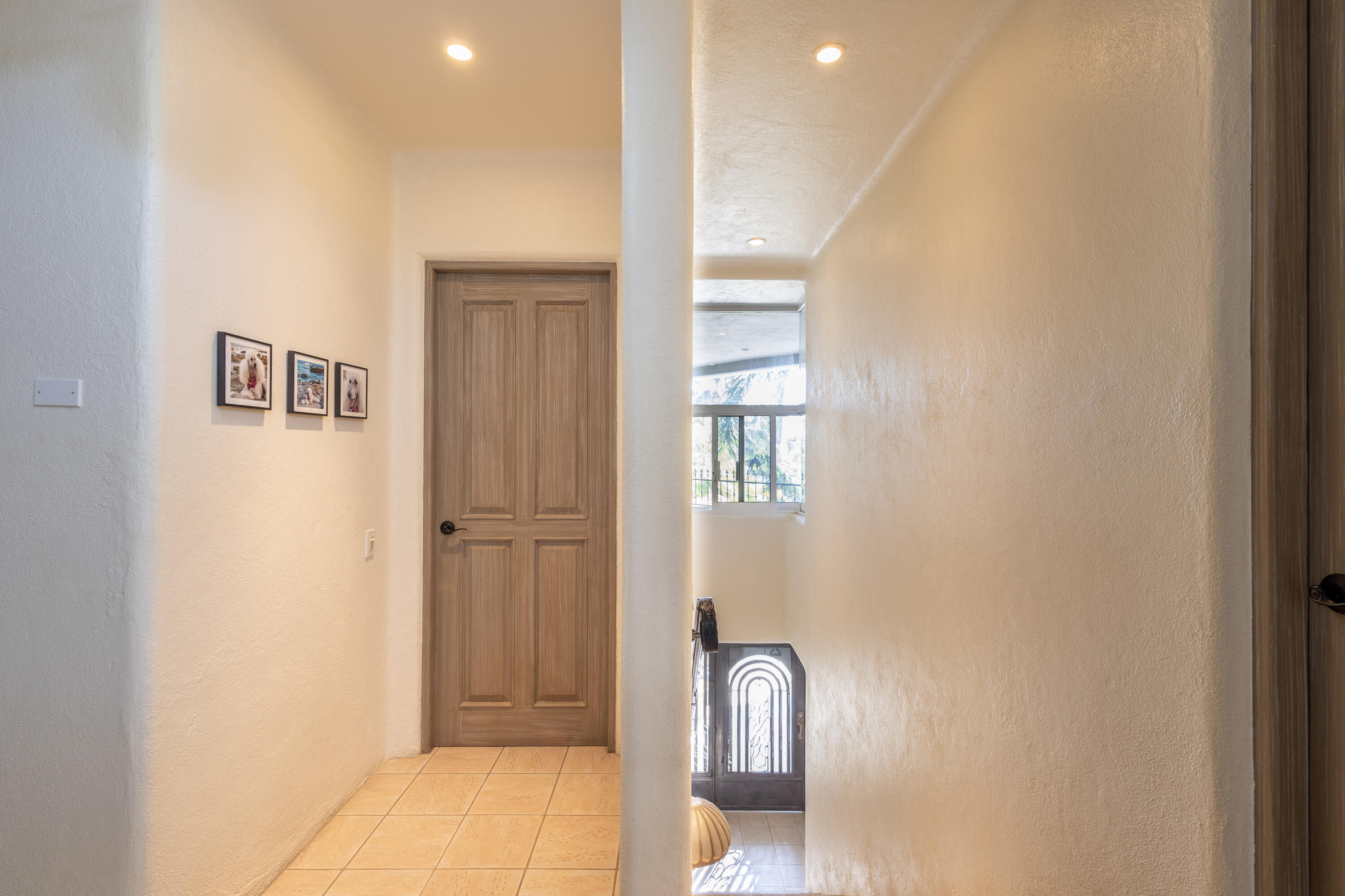 49K Santa Carmela, Casa Caniche