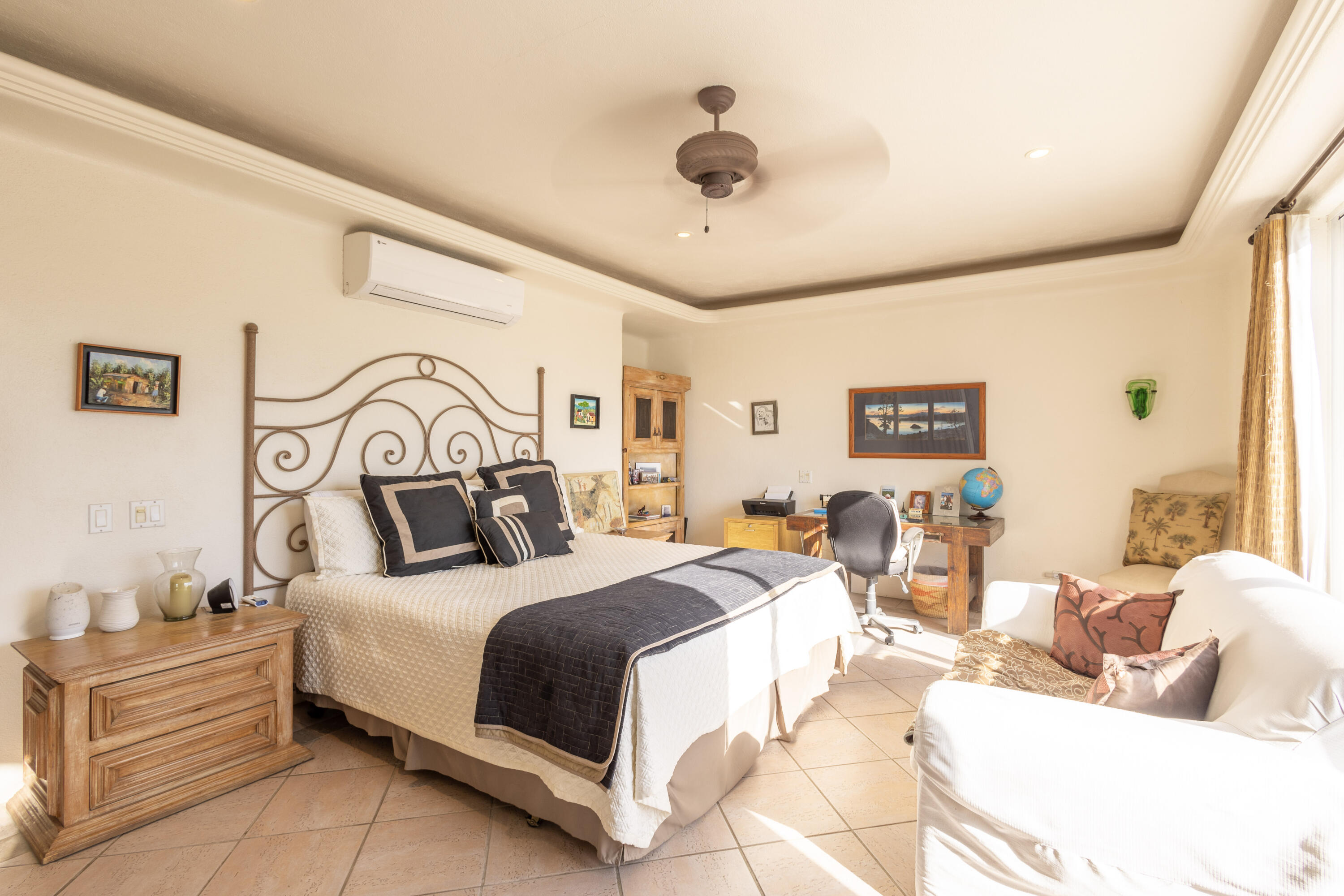 49K Santa Carmela, Casa Caniche