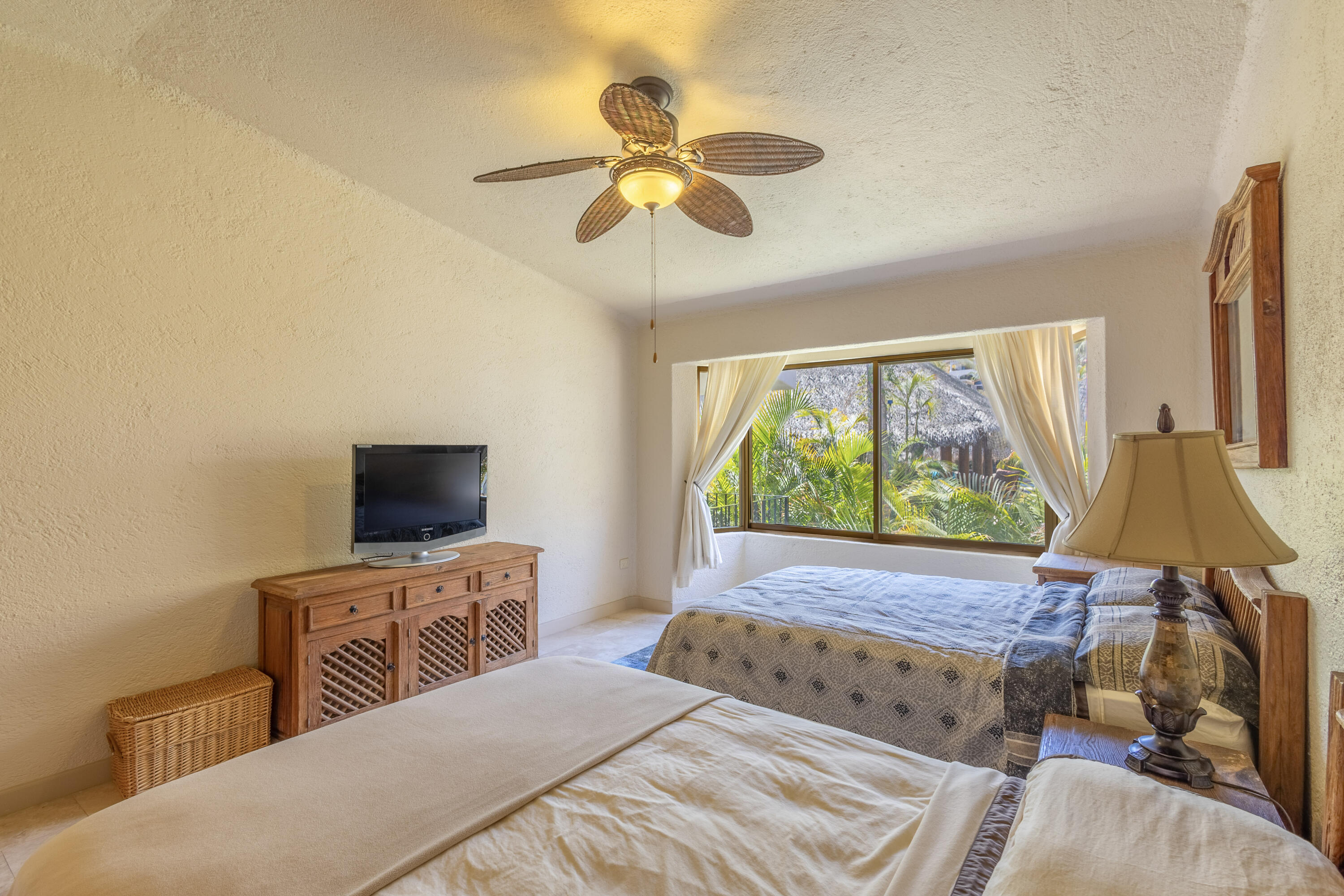 Pedregal, Casa Lila Andalaya