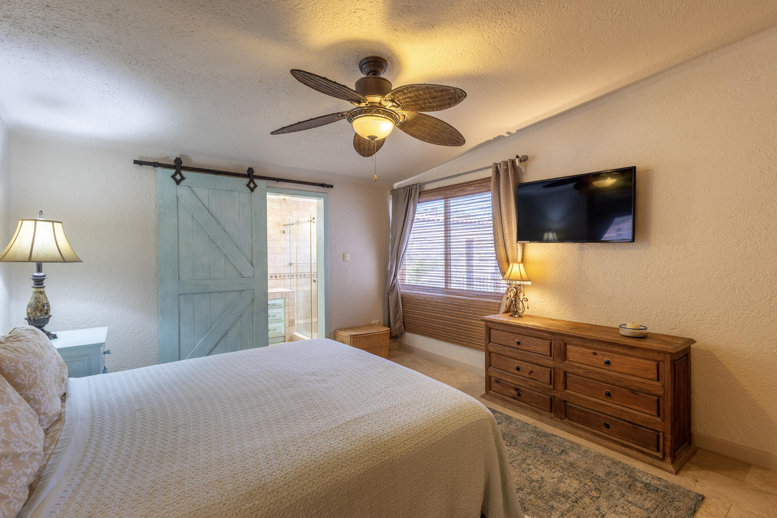 Pedregal, Casa Lila Andalaya