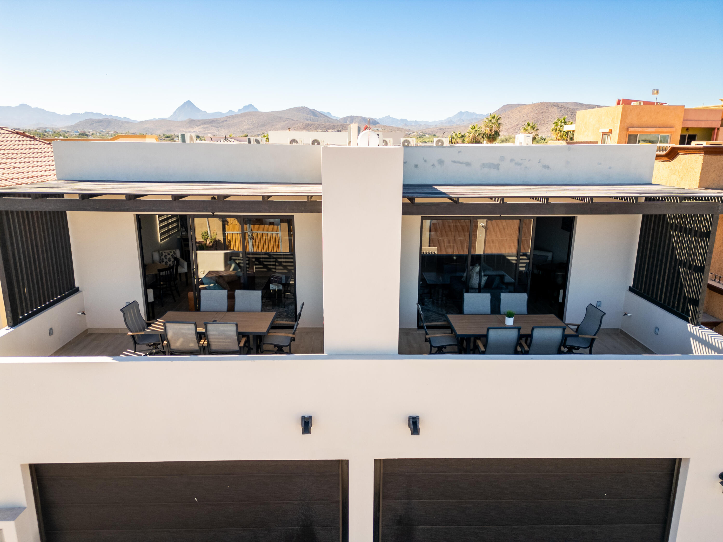 La Casa Doble Fiesta