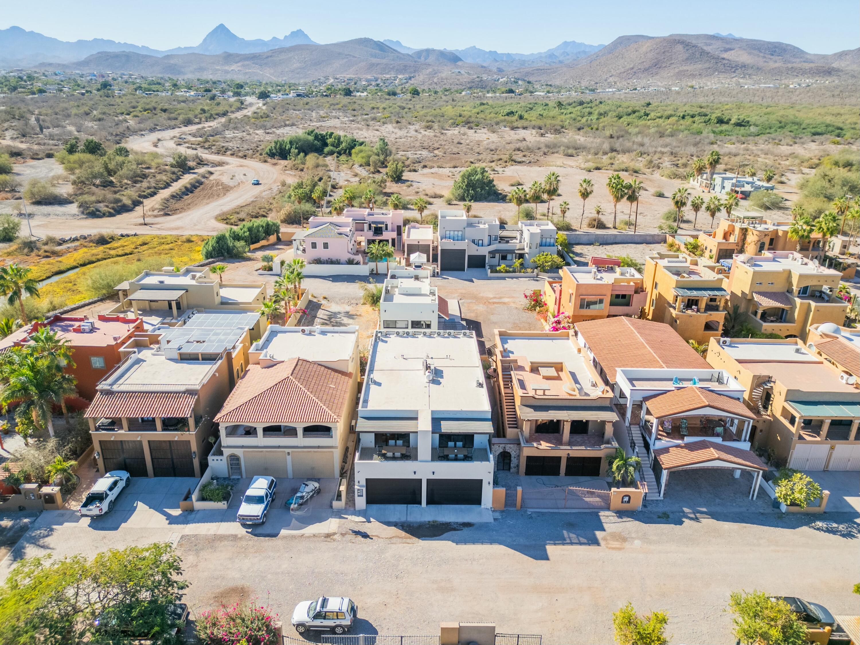 La Casa Doble Fiesta