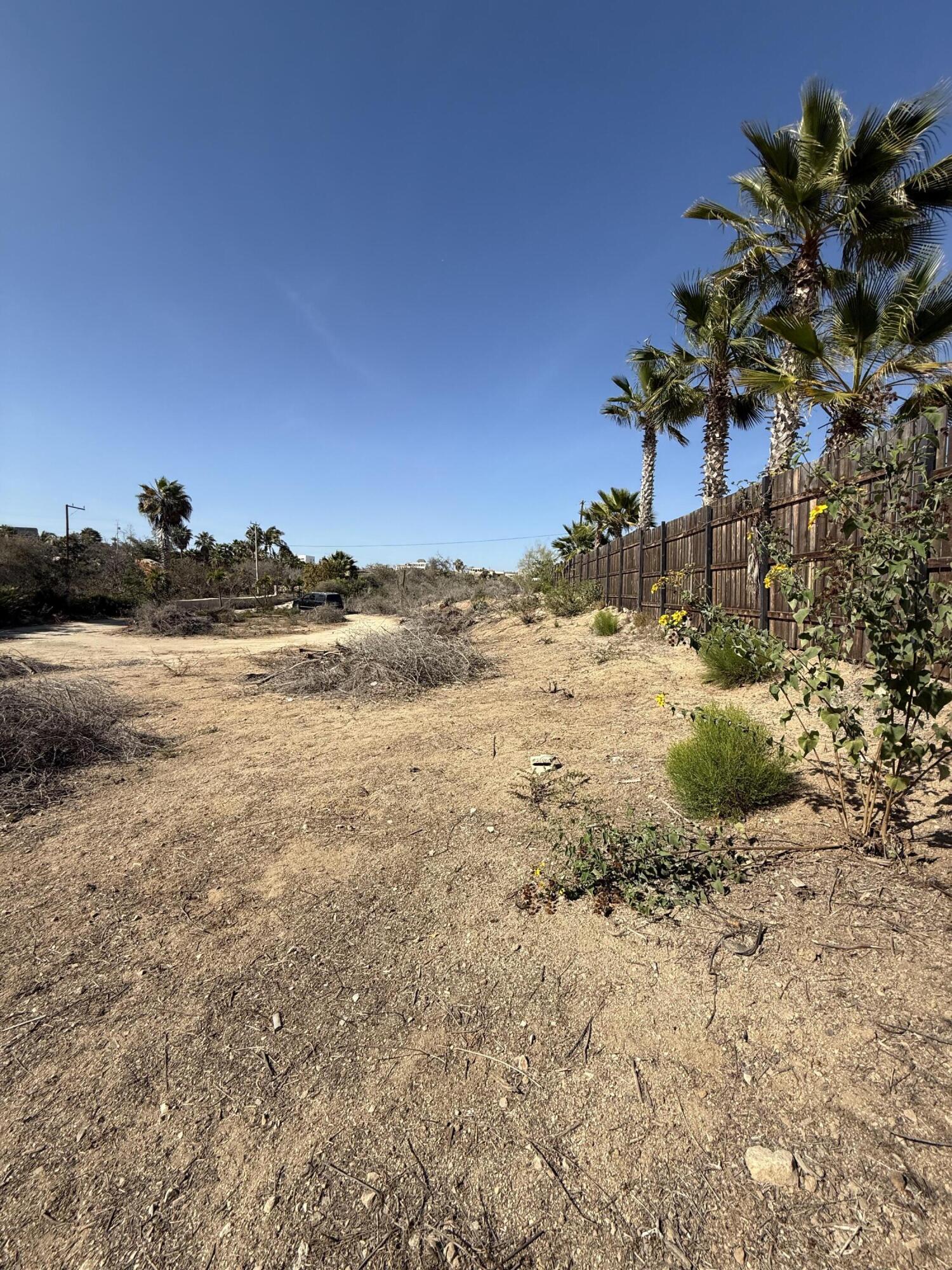 Lot 166 Camino Guayparin, Drea