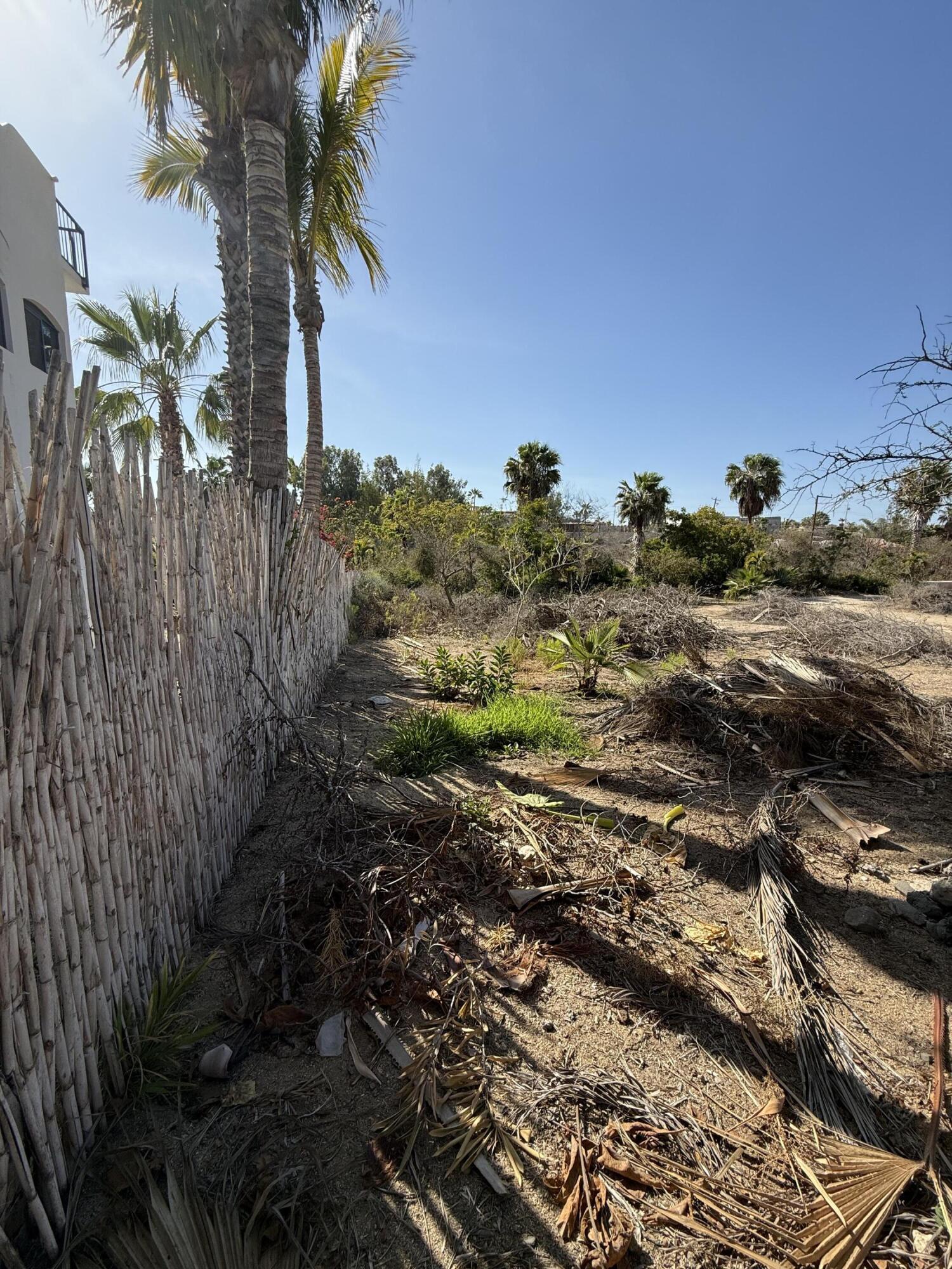 Lot 166 Camino Guayparin, Drea