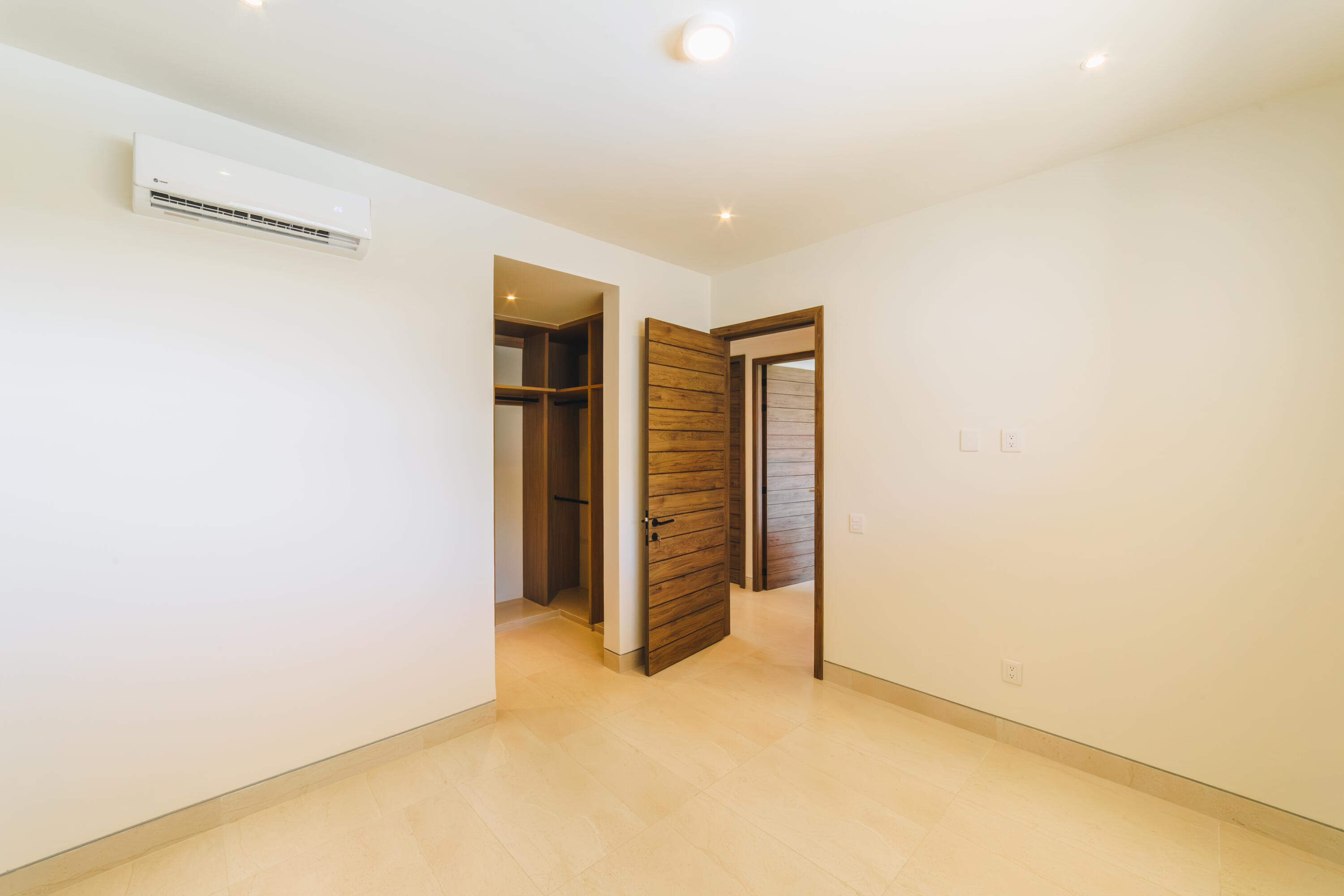 VISTA VELA SUNSET 6305