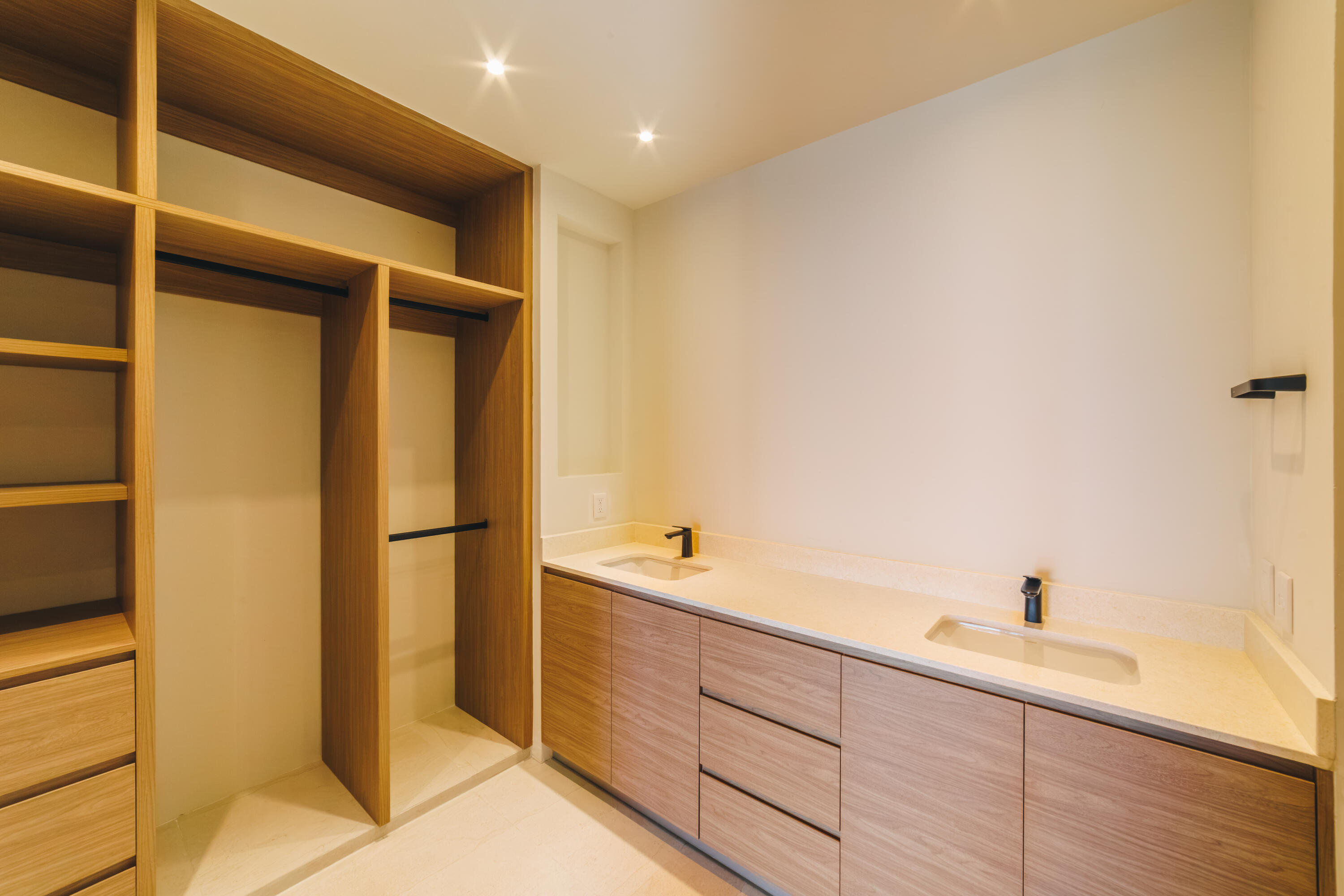 VISTA VELA SUNSET 6305