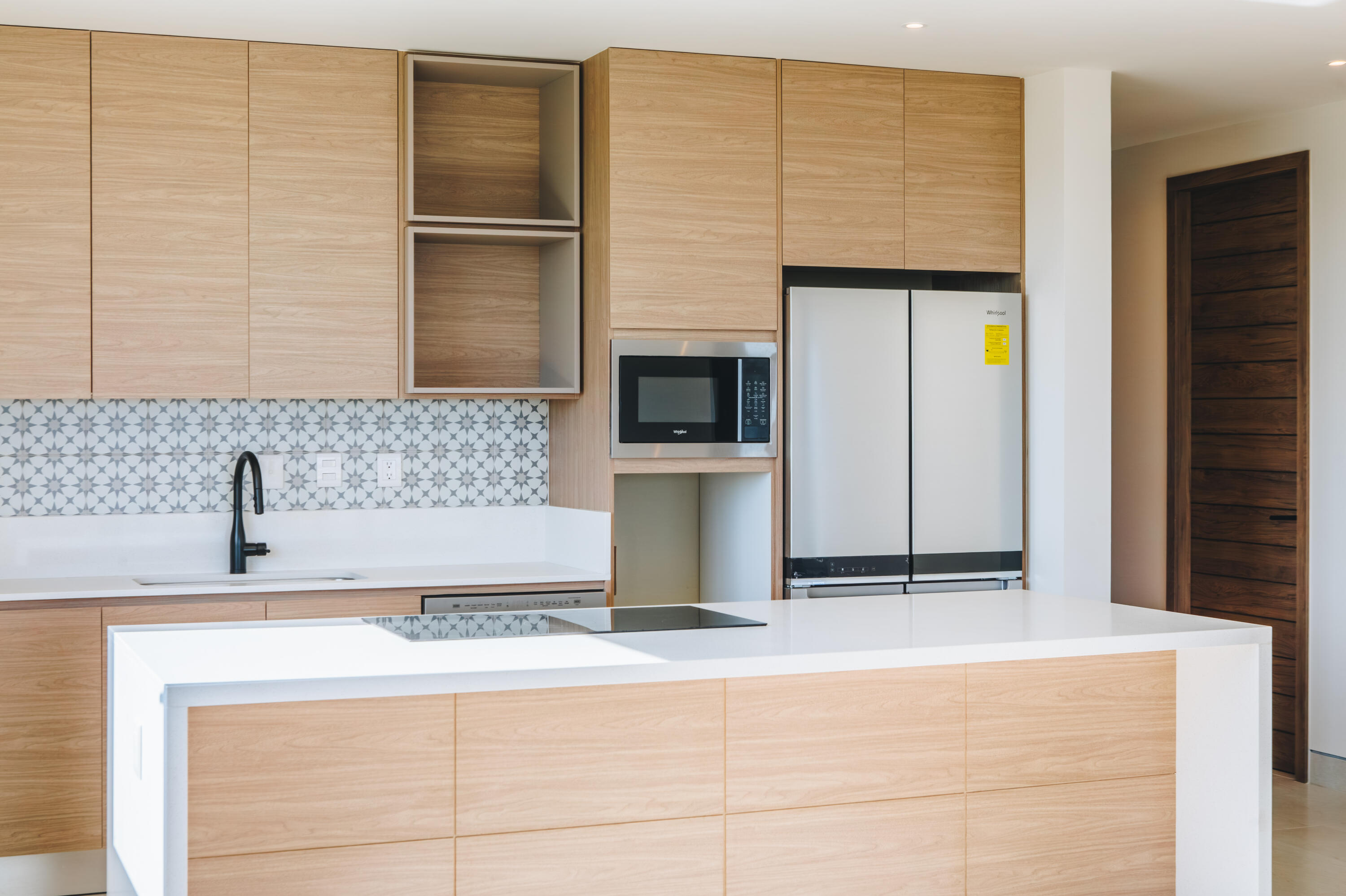 VISTA VELA SUNSET 6305