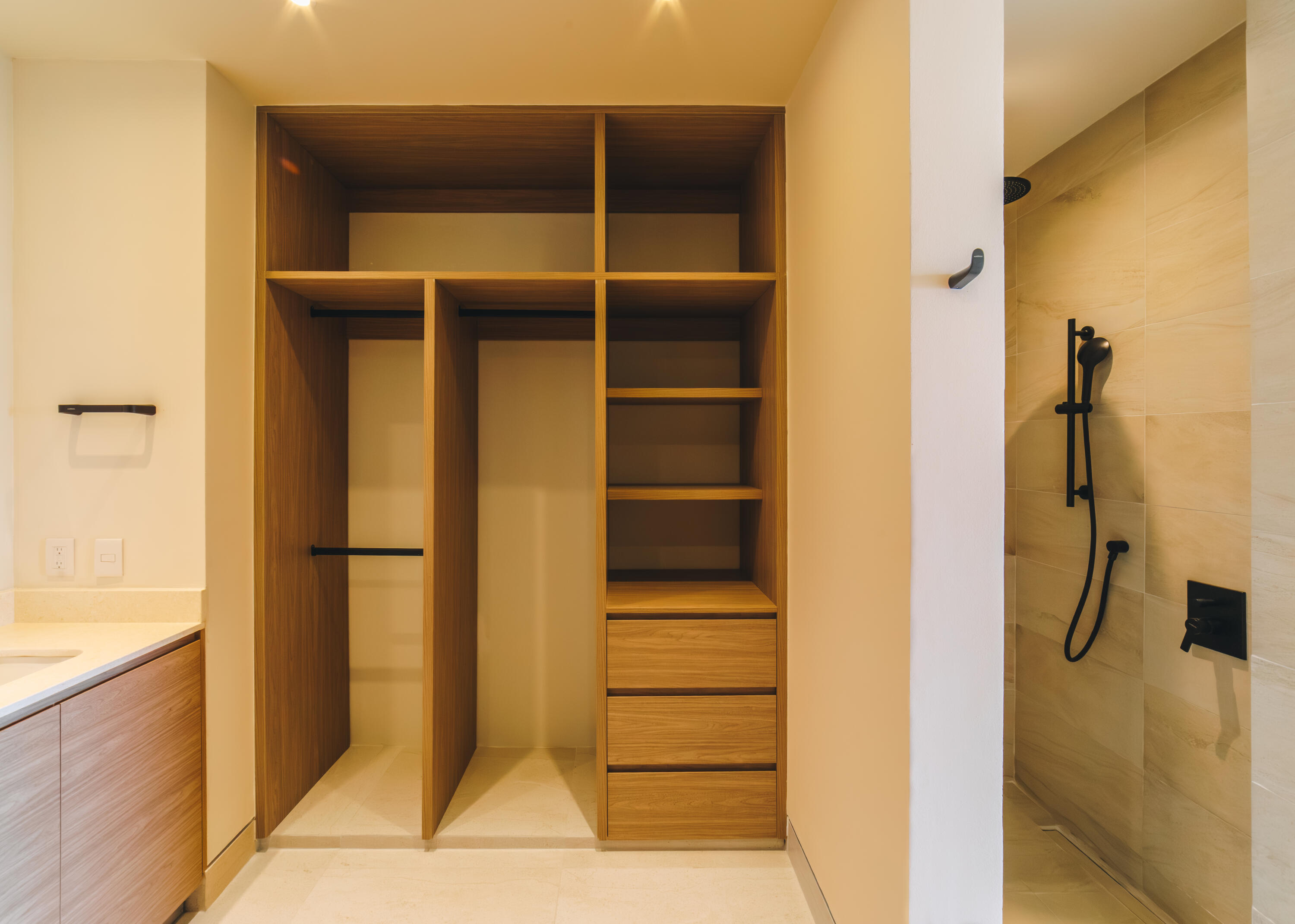 VISTA VELA SUNSET 6305