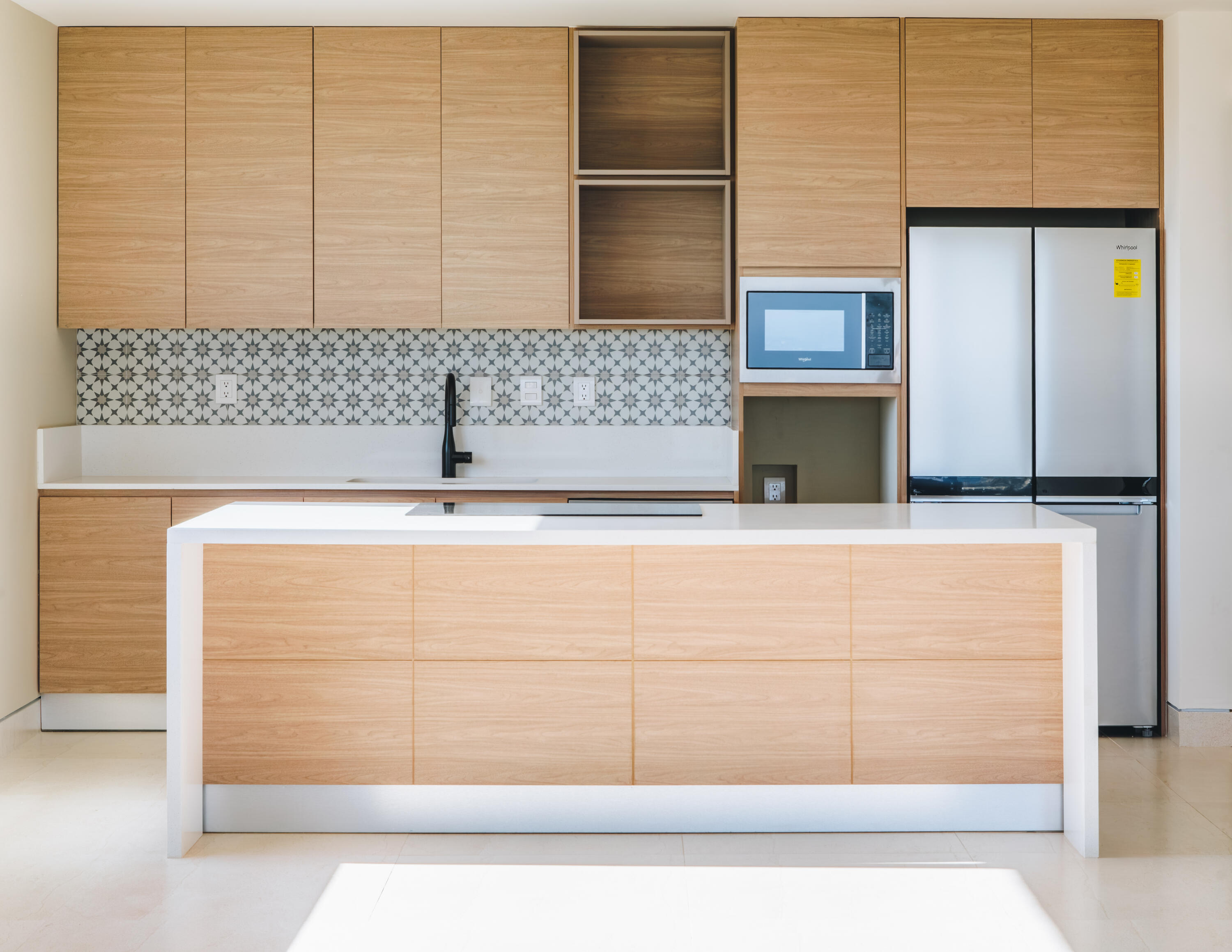 VISTA VELA SUNSET 6305