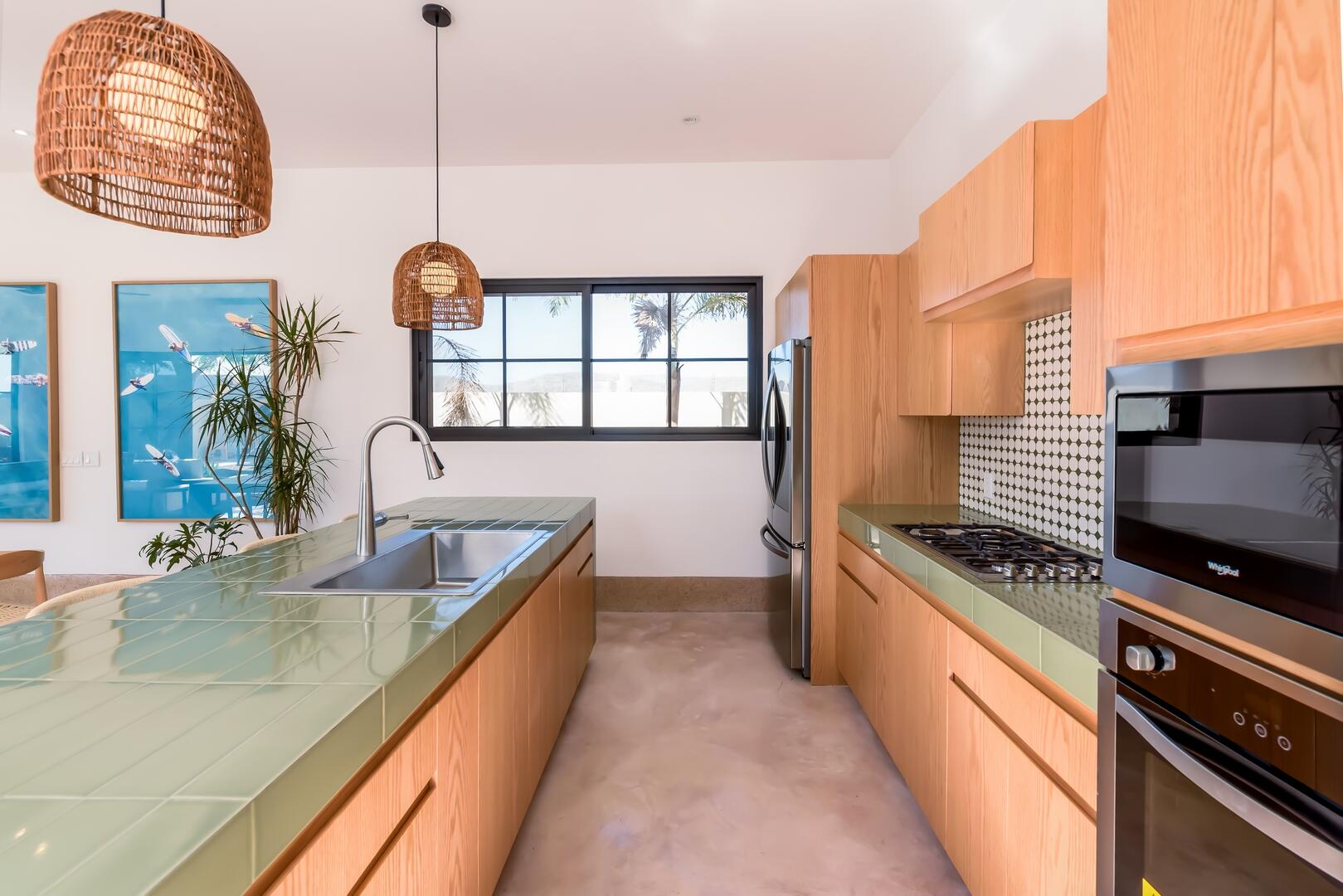 Nuevo Todos Santos 50, Pacific