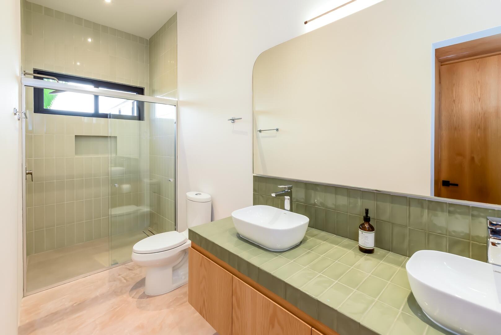 Nuevo Todos Santos 50, Pacific