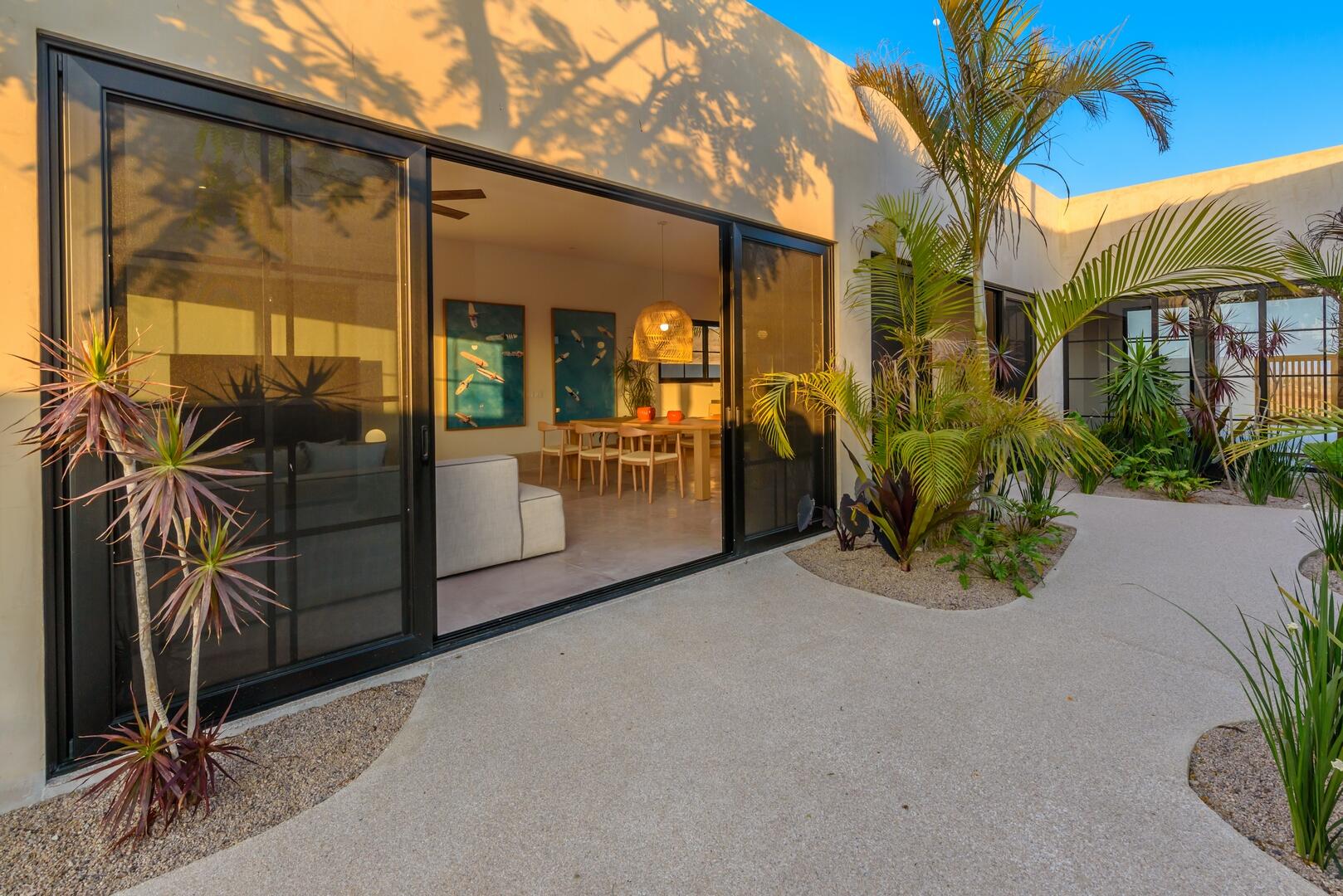 Nuevo Todos Santos 53, Pacific