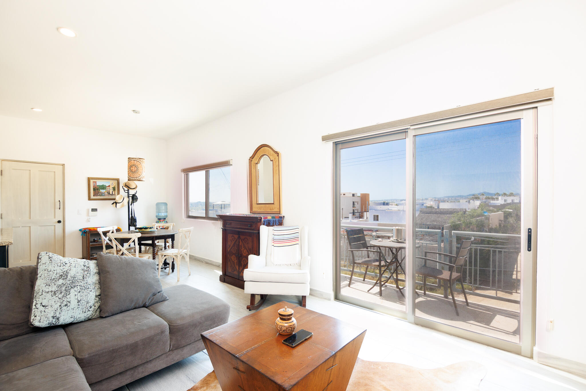 409 Av. Crispin Ceseña, Coastal Living