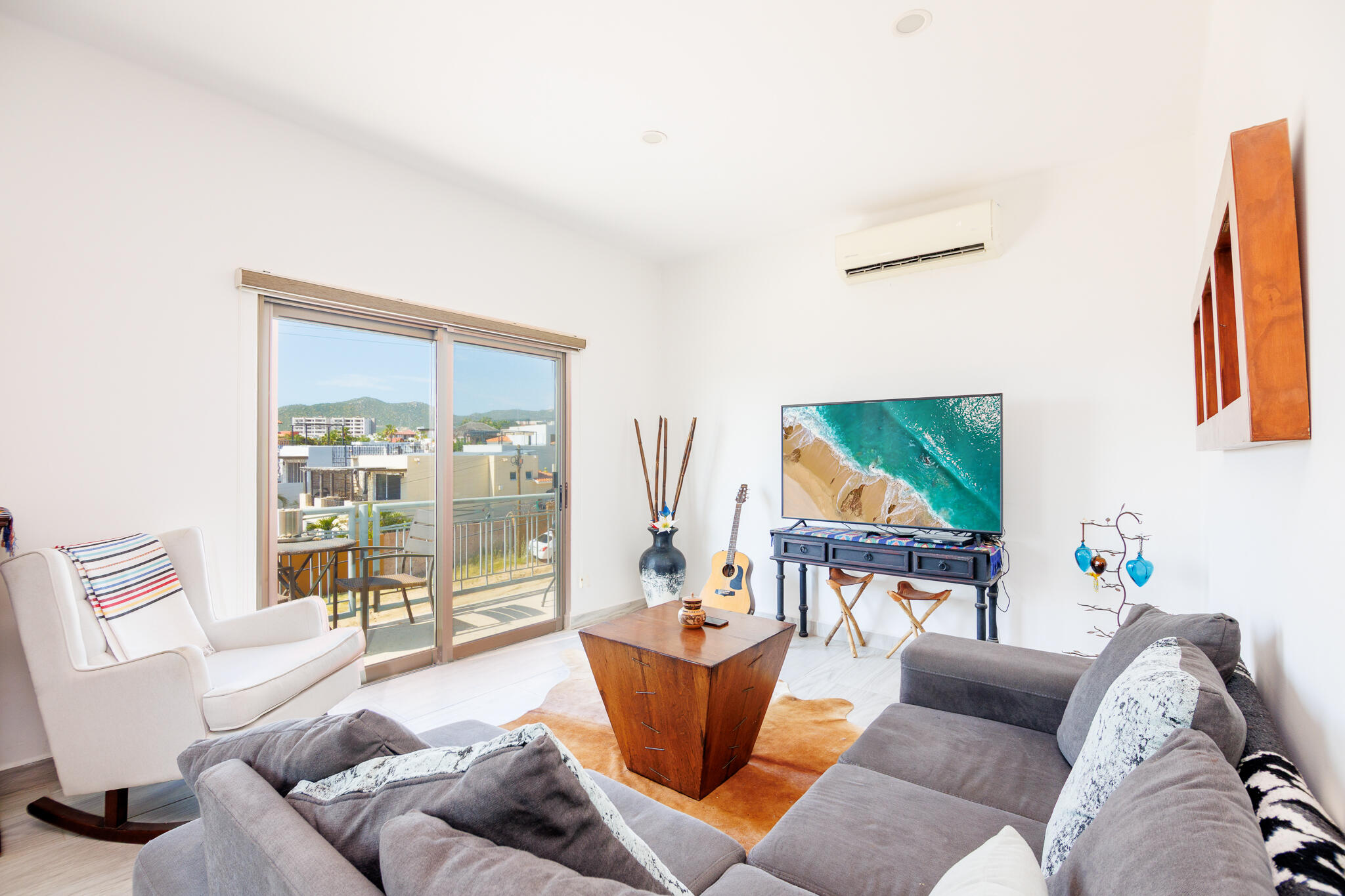 409 Av. Crispin Ceseña, Coastal Living