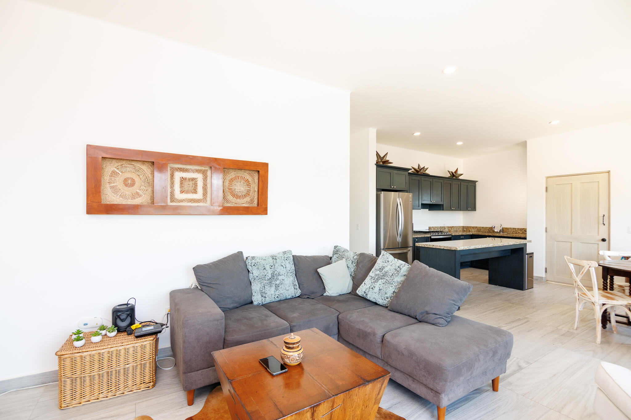 409 Av. Crispin Ceseña, Coastal Living