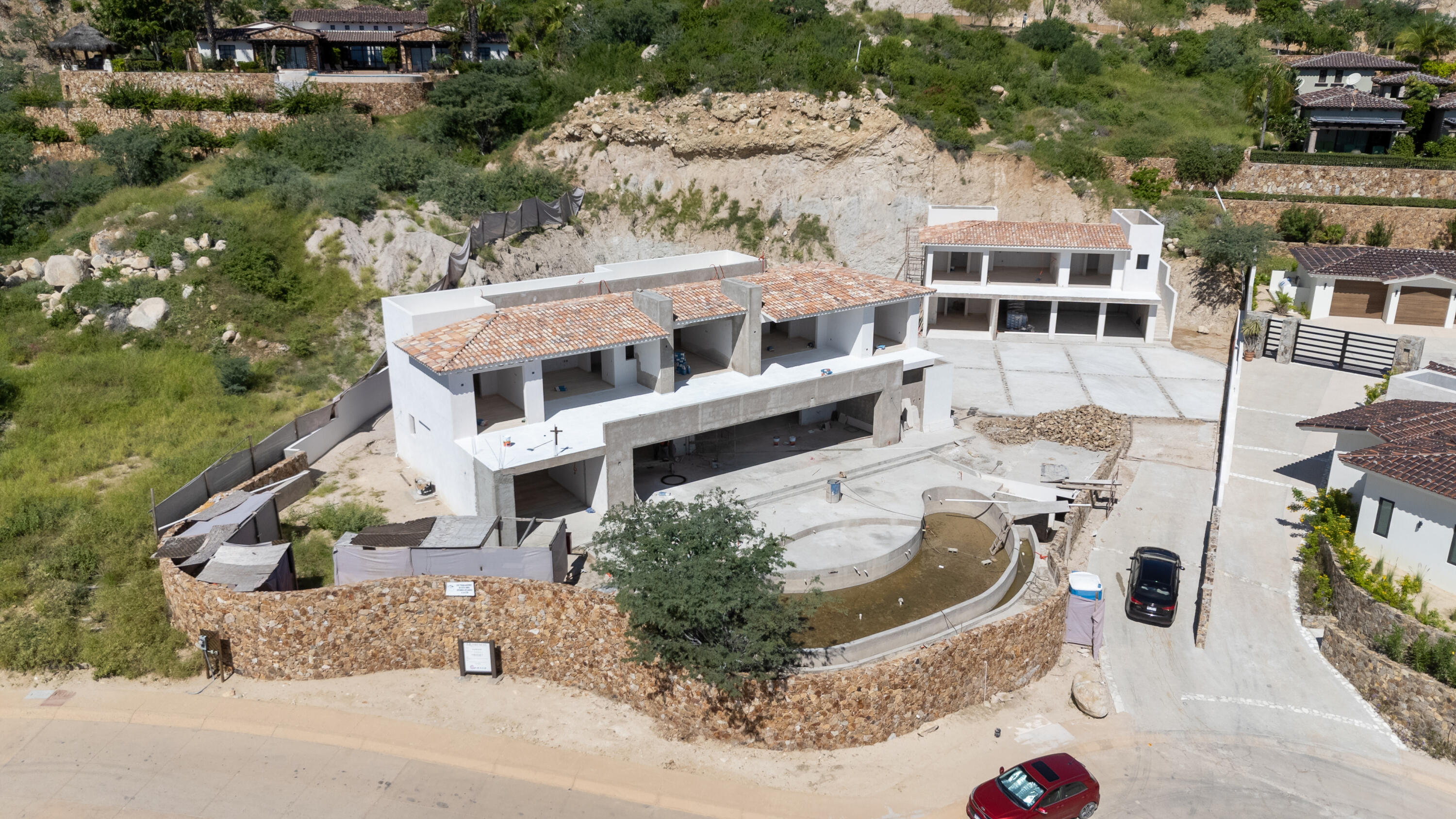 NEW CUSTOM HOME, Colinas 5, San Jose Corridor