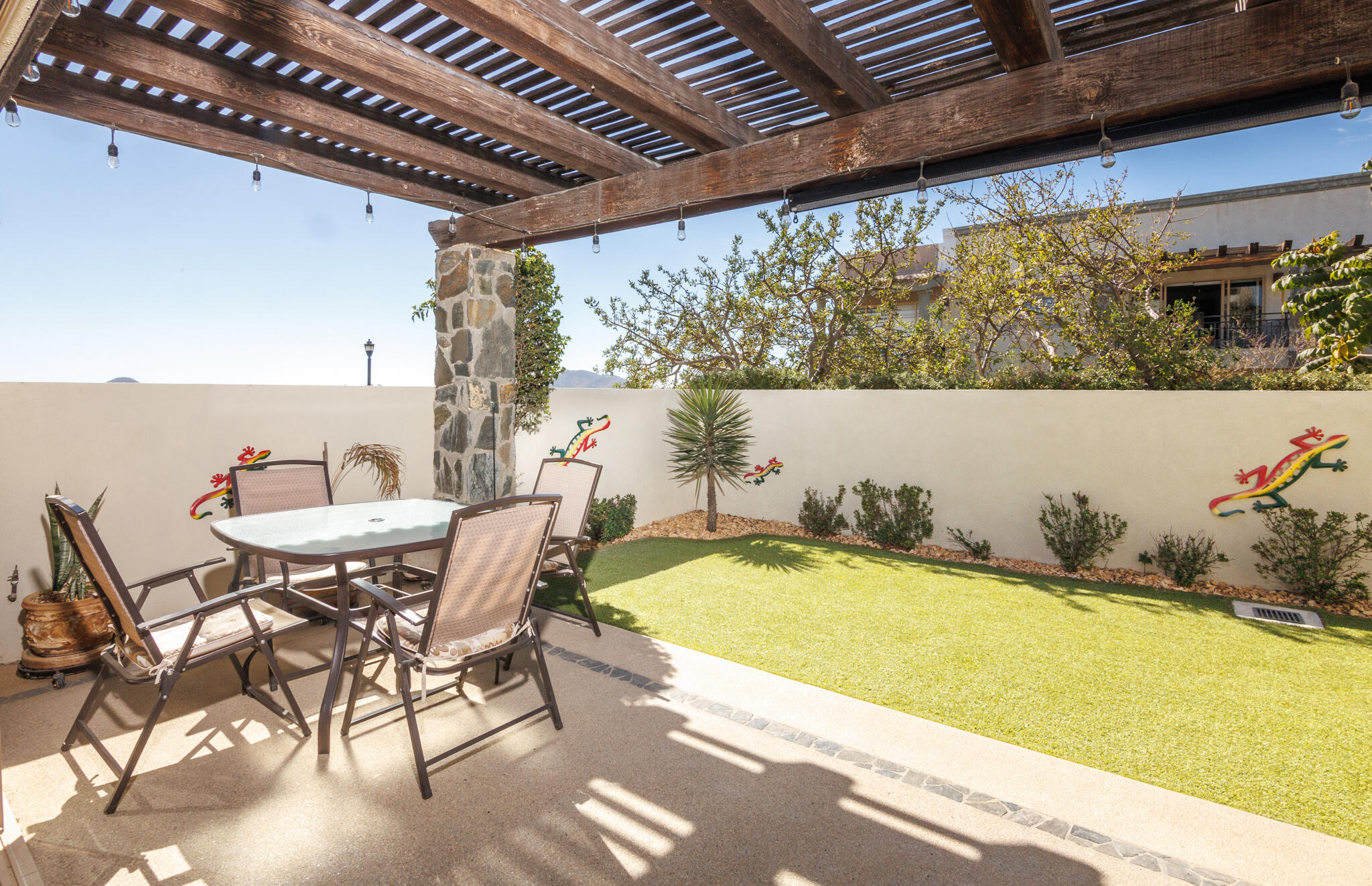 78 Camino del Mar, Casa Lima