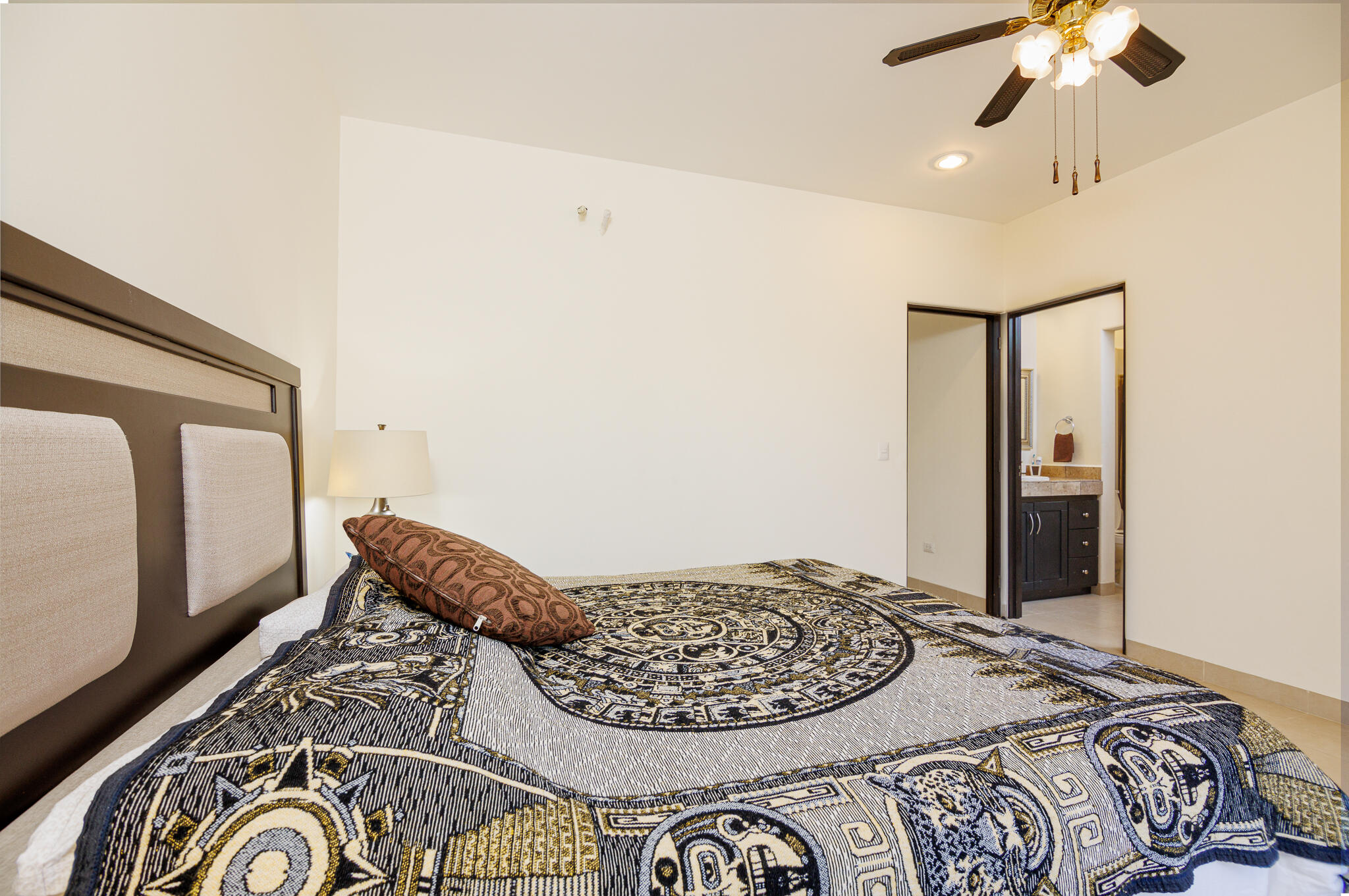 78 Camino del Mar, Casa Lima