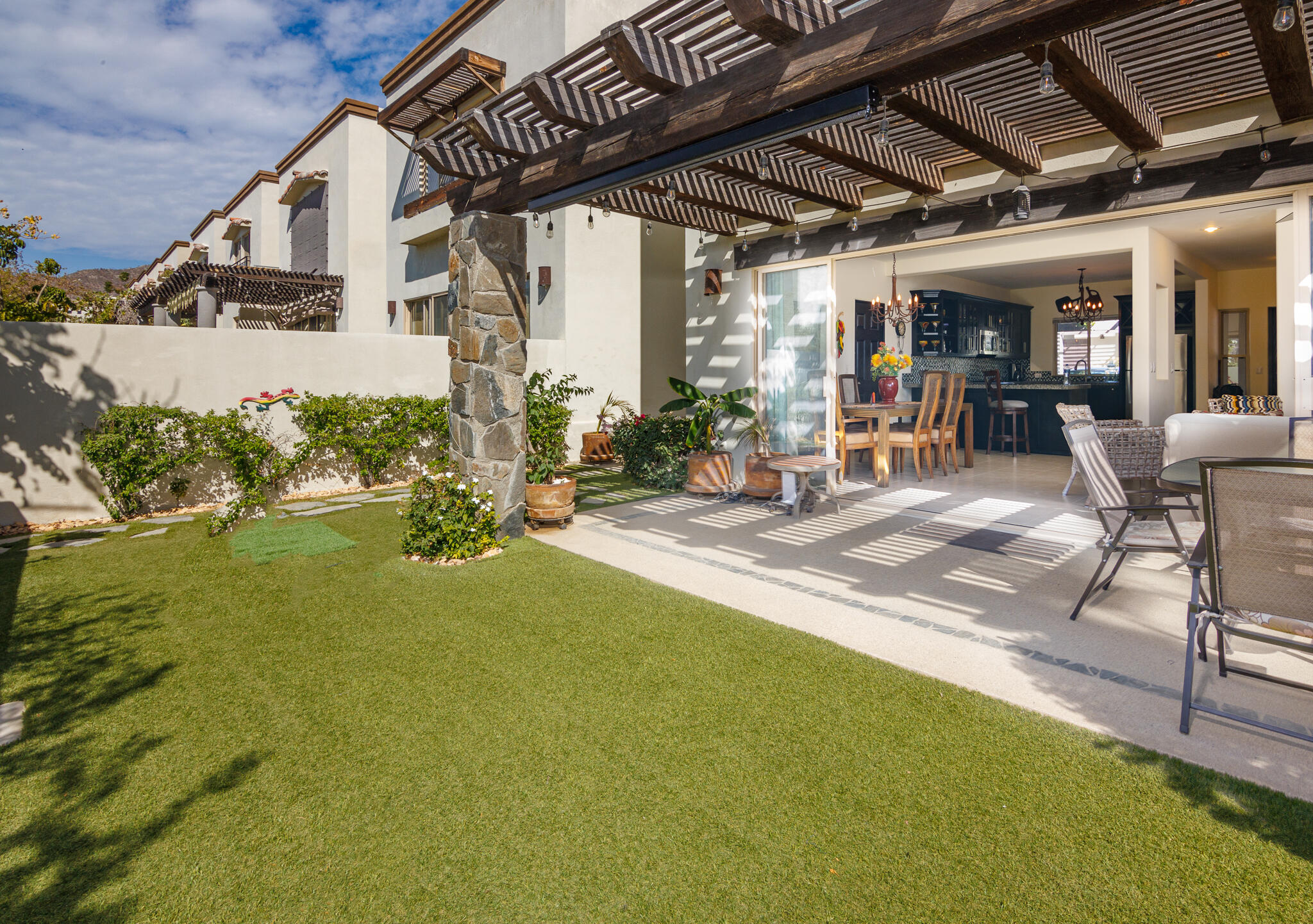 78 Camino del Mar, Casa Lima