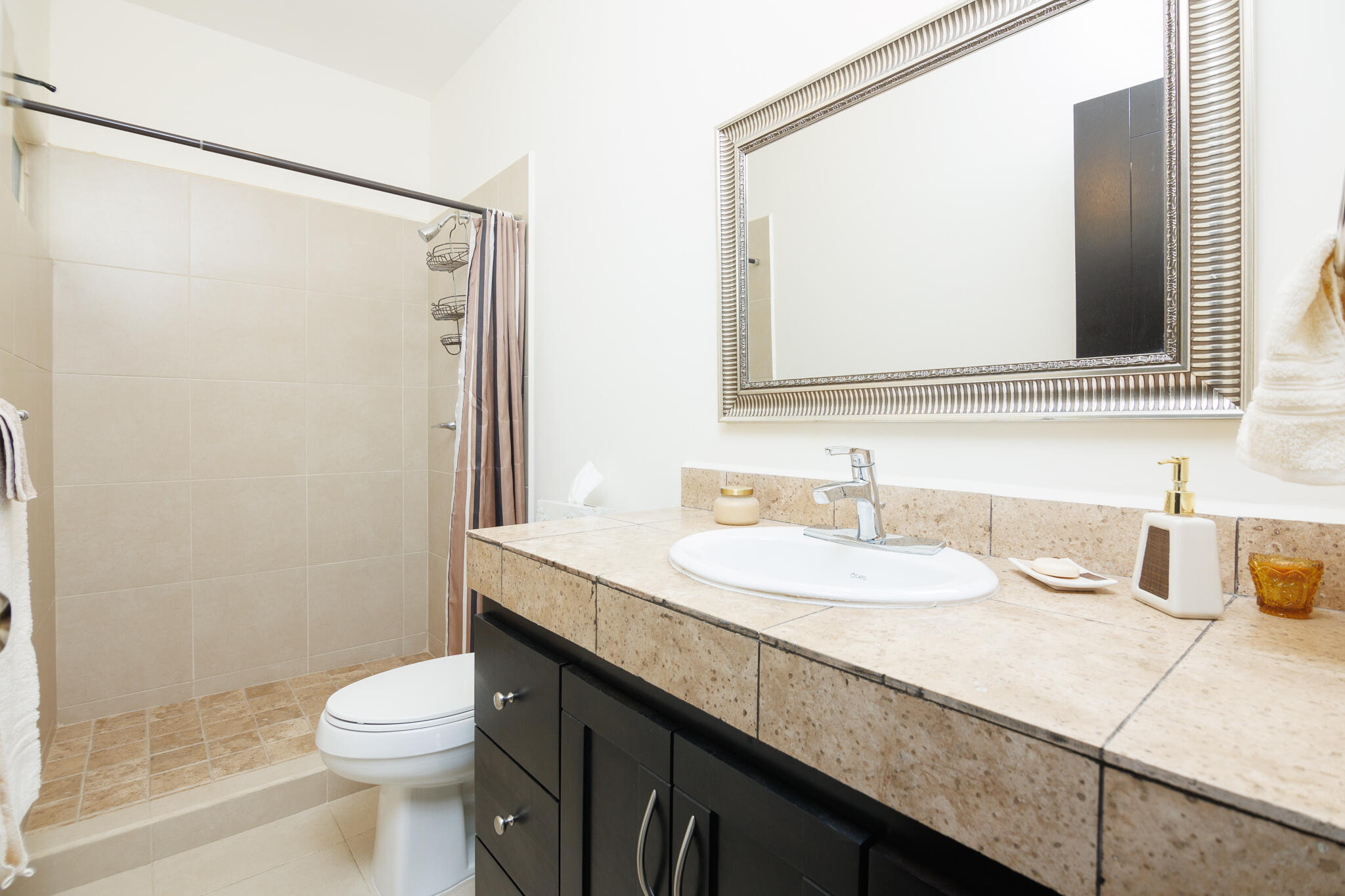 78 Camino del Mar, Casa Lima