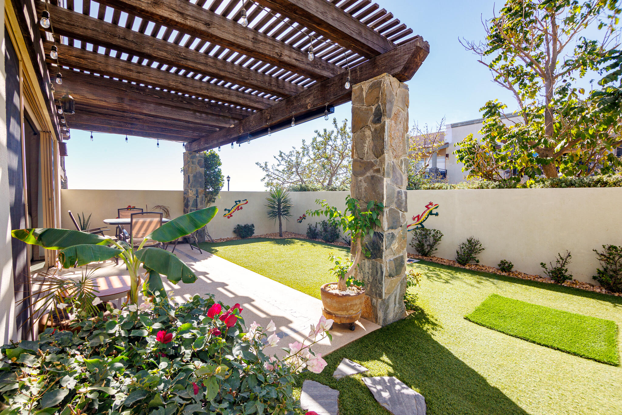 78 Camino del Mar, Casa Lima