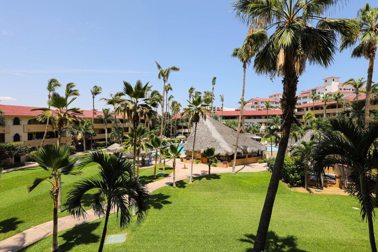 P.º De La Marina, Marina Sol