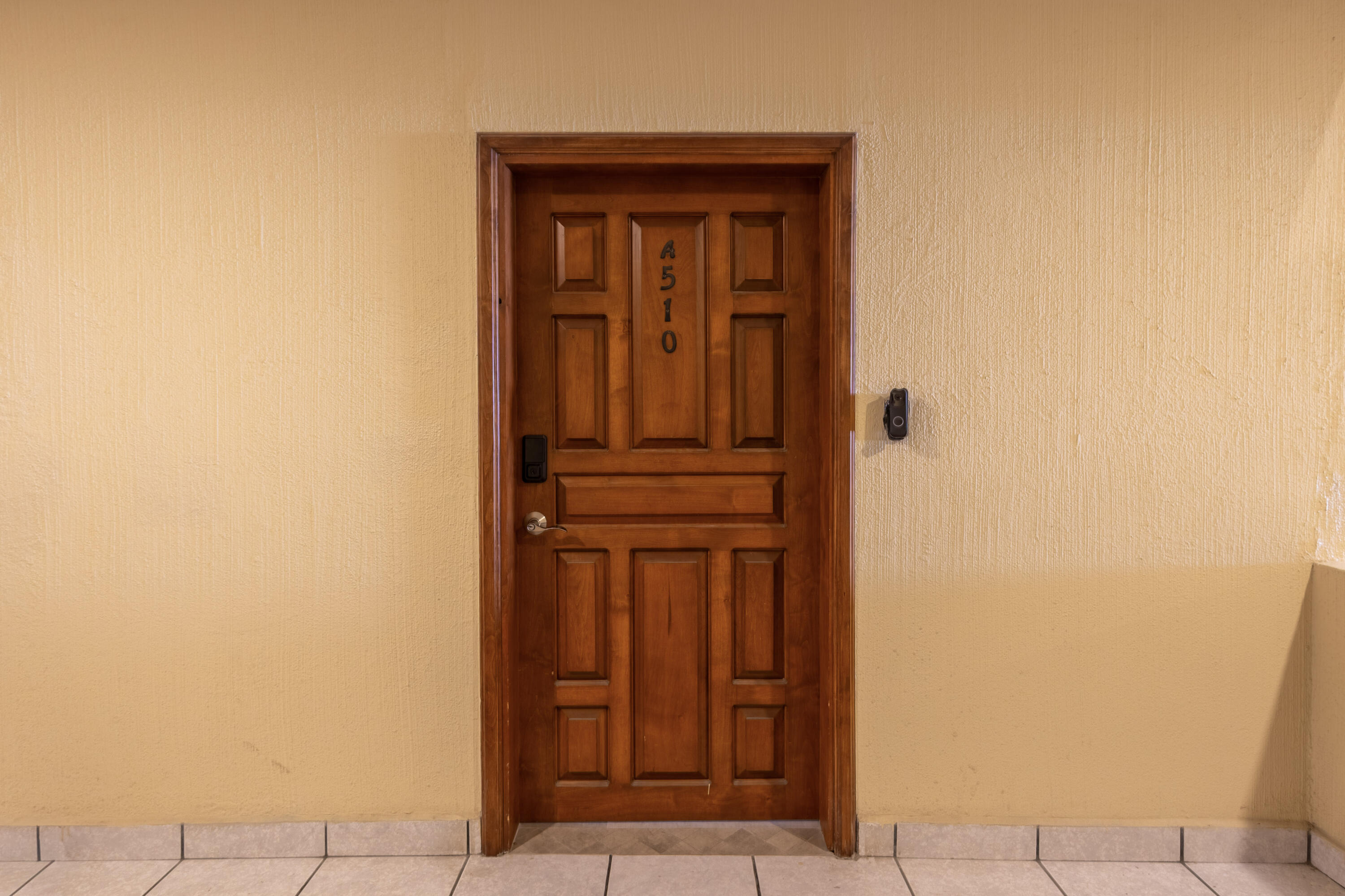 P.º De La Marina, Marina Sol