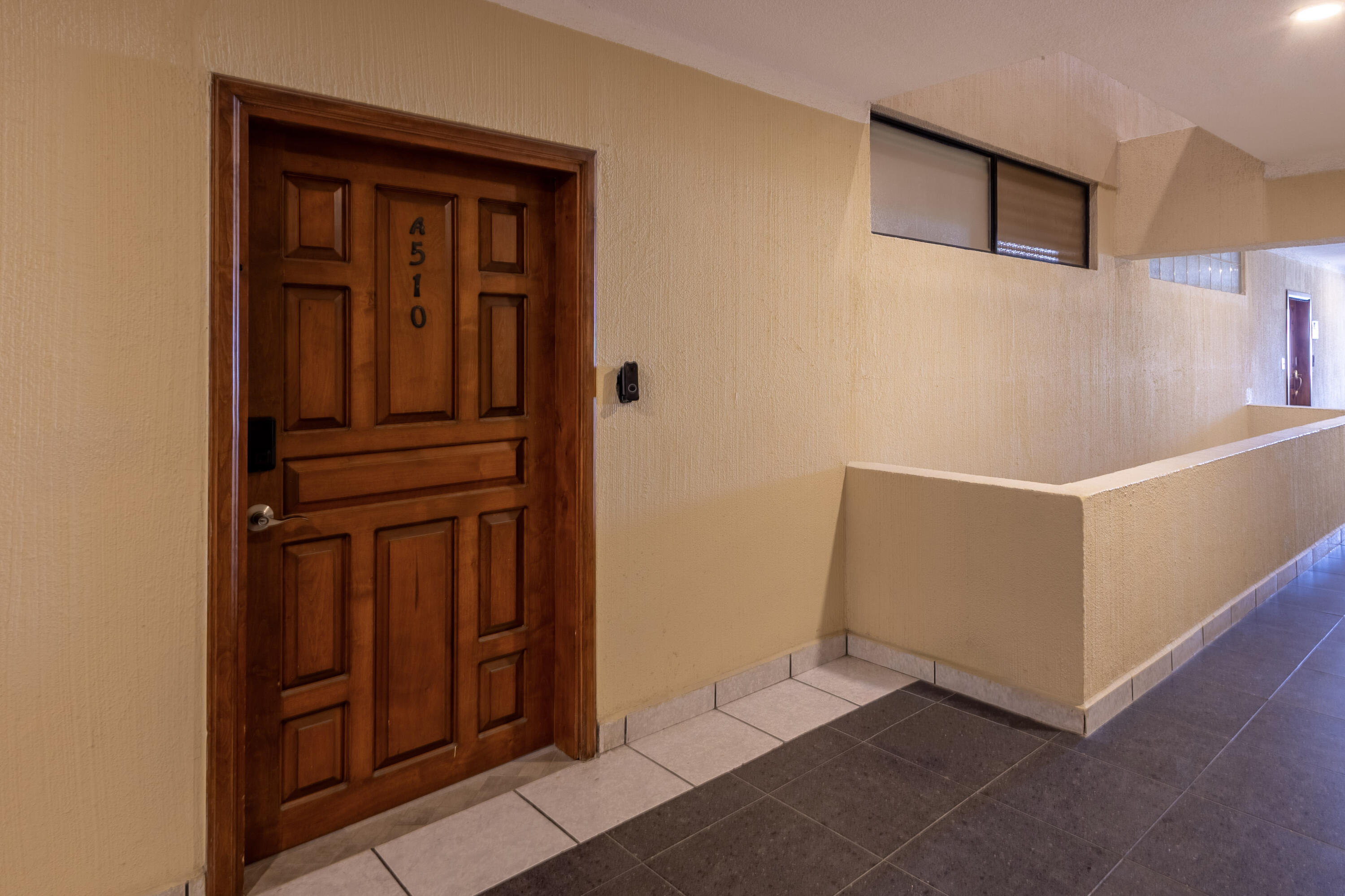 P.º De La Marina, Marina Sol