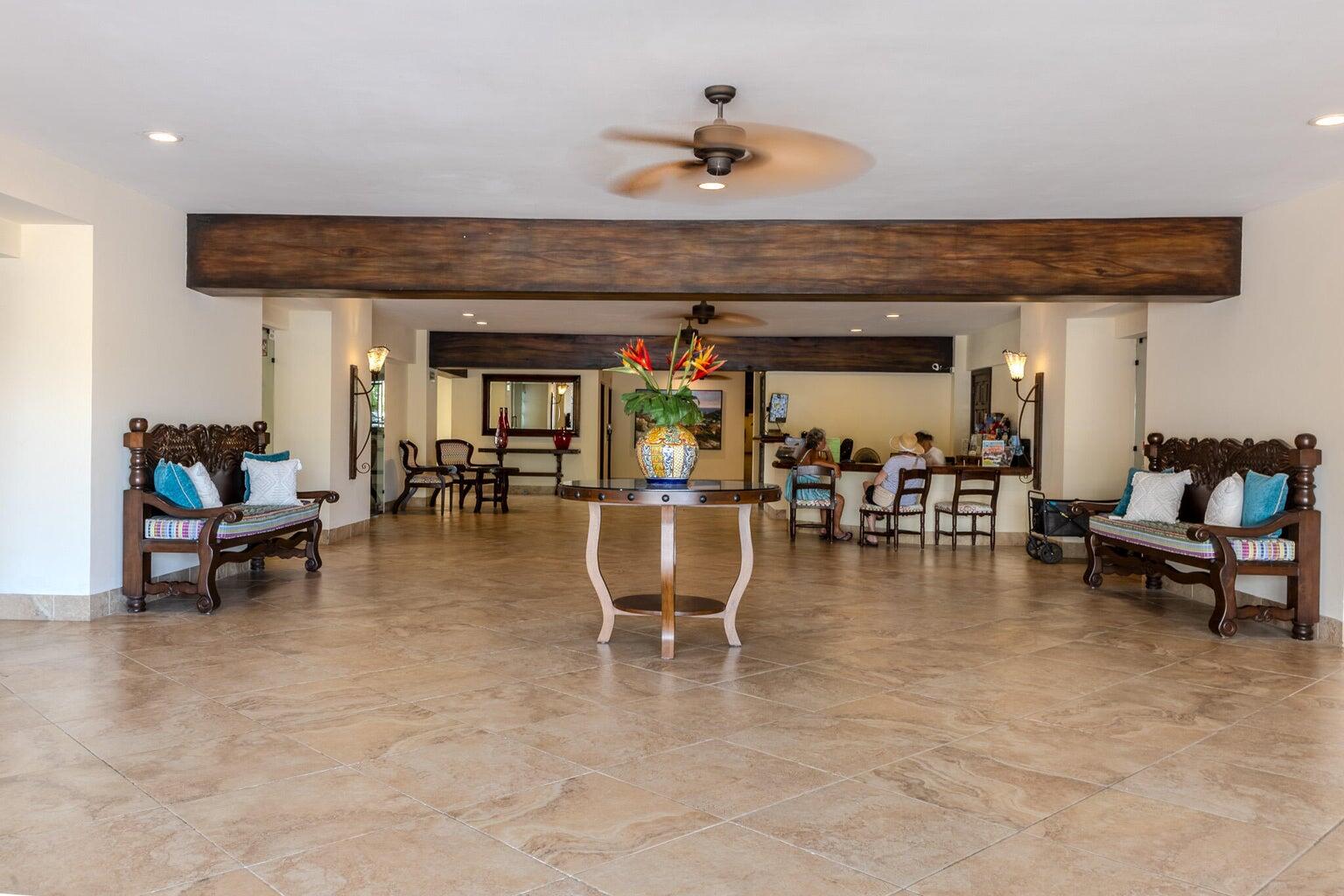 P.º De La Marina, Marina Sol