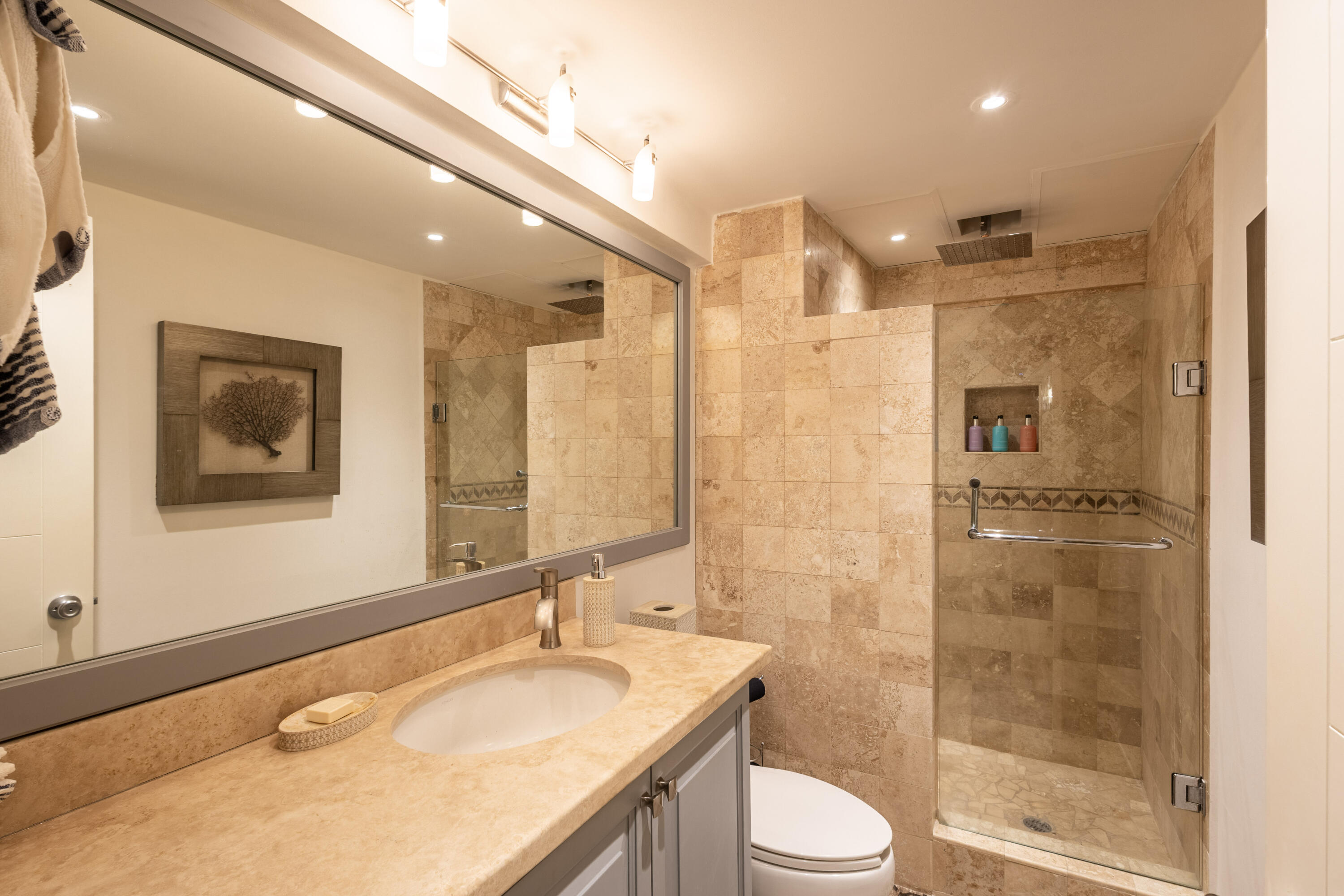 P.º De La Marina, Marina Sol