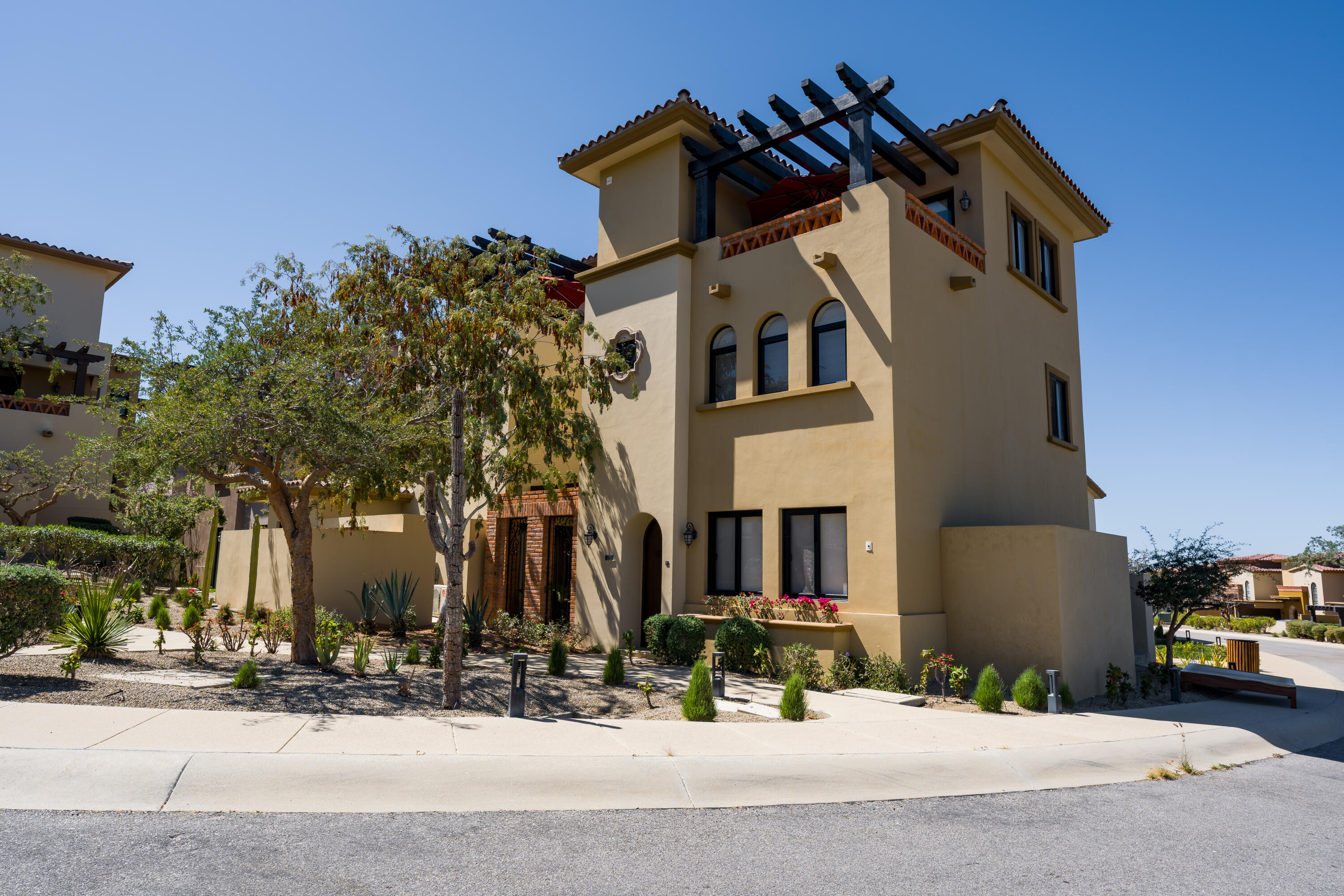 Financing Optional, 1 BD Penthouse Mavila 093