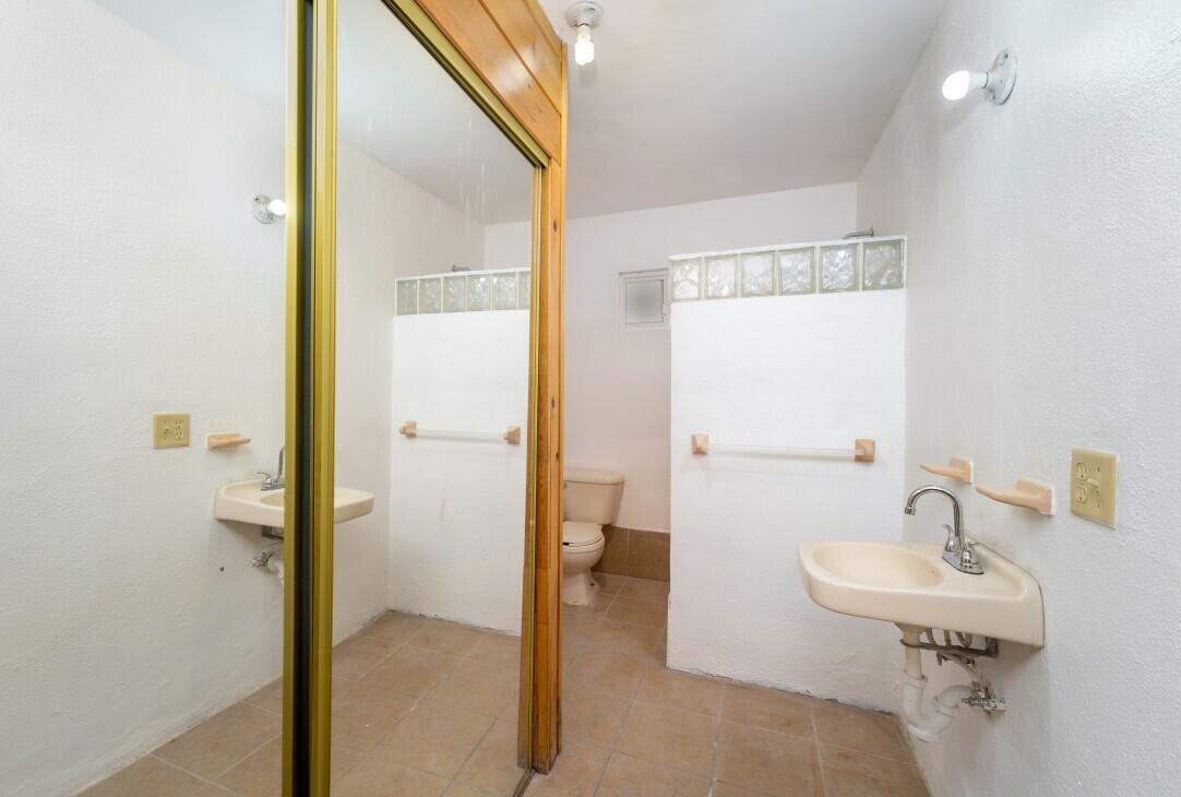 10 C. Fernando Jordan, Casa Rosa