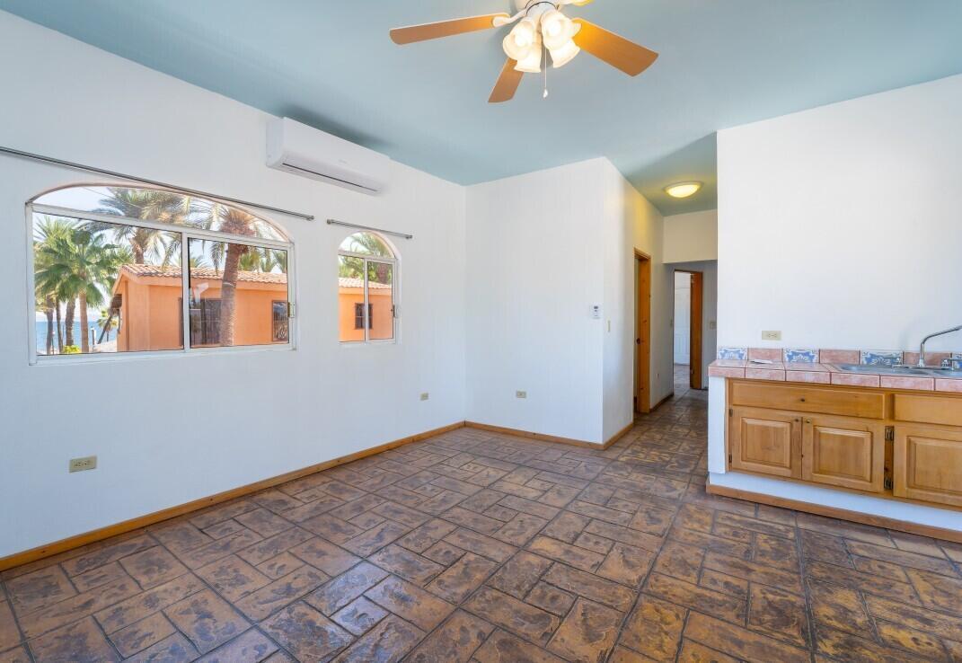 10 C. Fernando Jordan, Casa Rosa