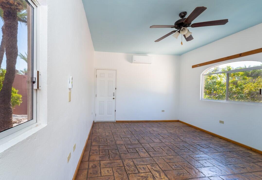 10 C. Fernando Jordan, Casa Rosa