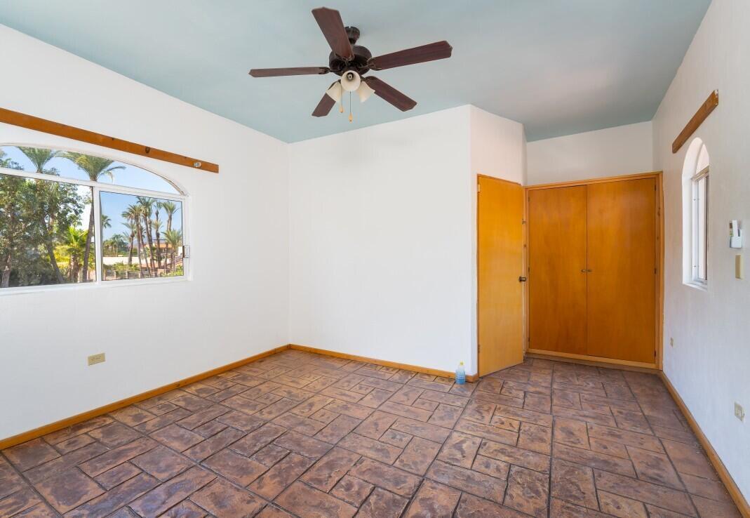 10 C. Fernando Jordan, Casa Rosa