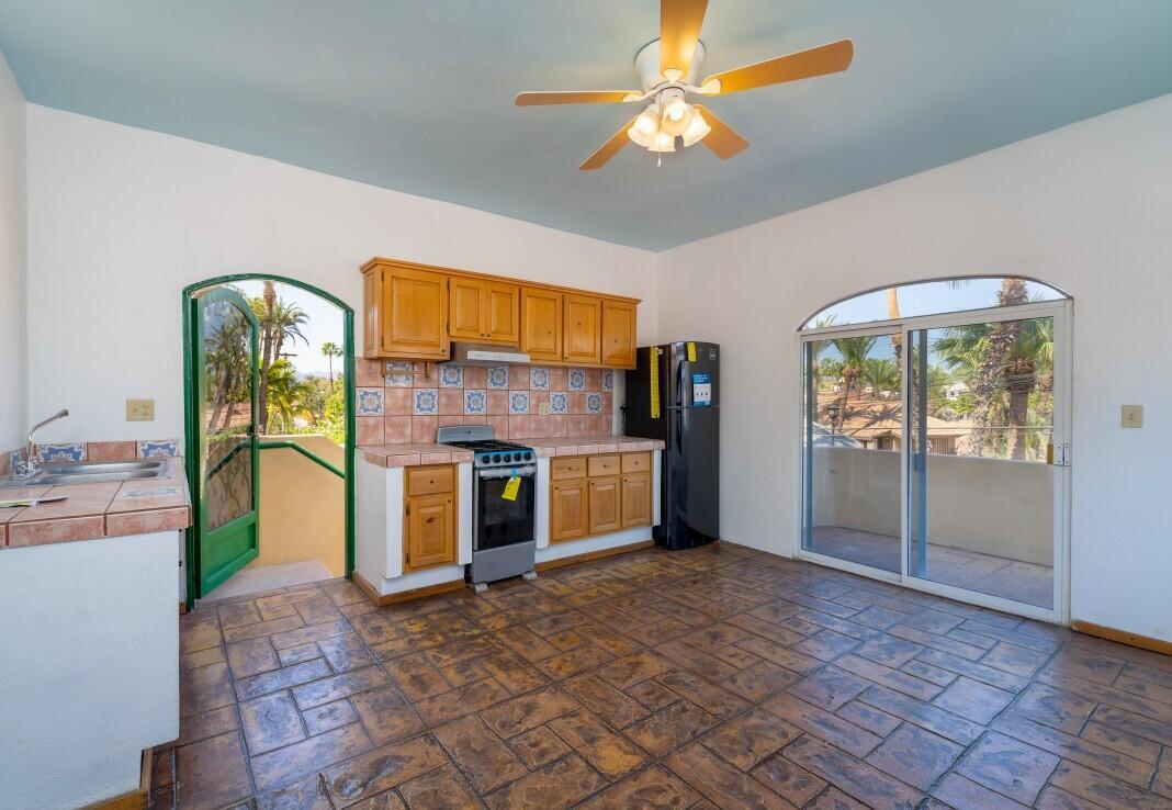 10 C. Fernando Jordan, Casa Rosa