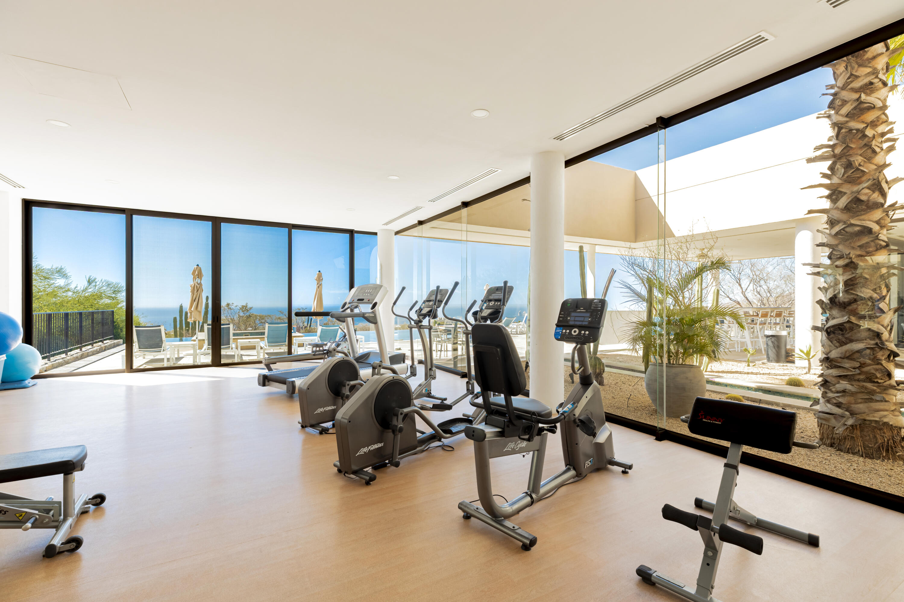 Solaria, Solaria G104