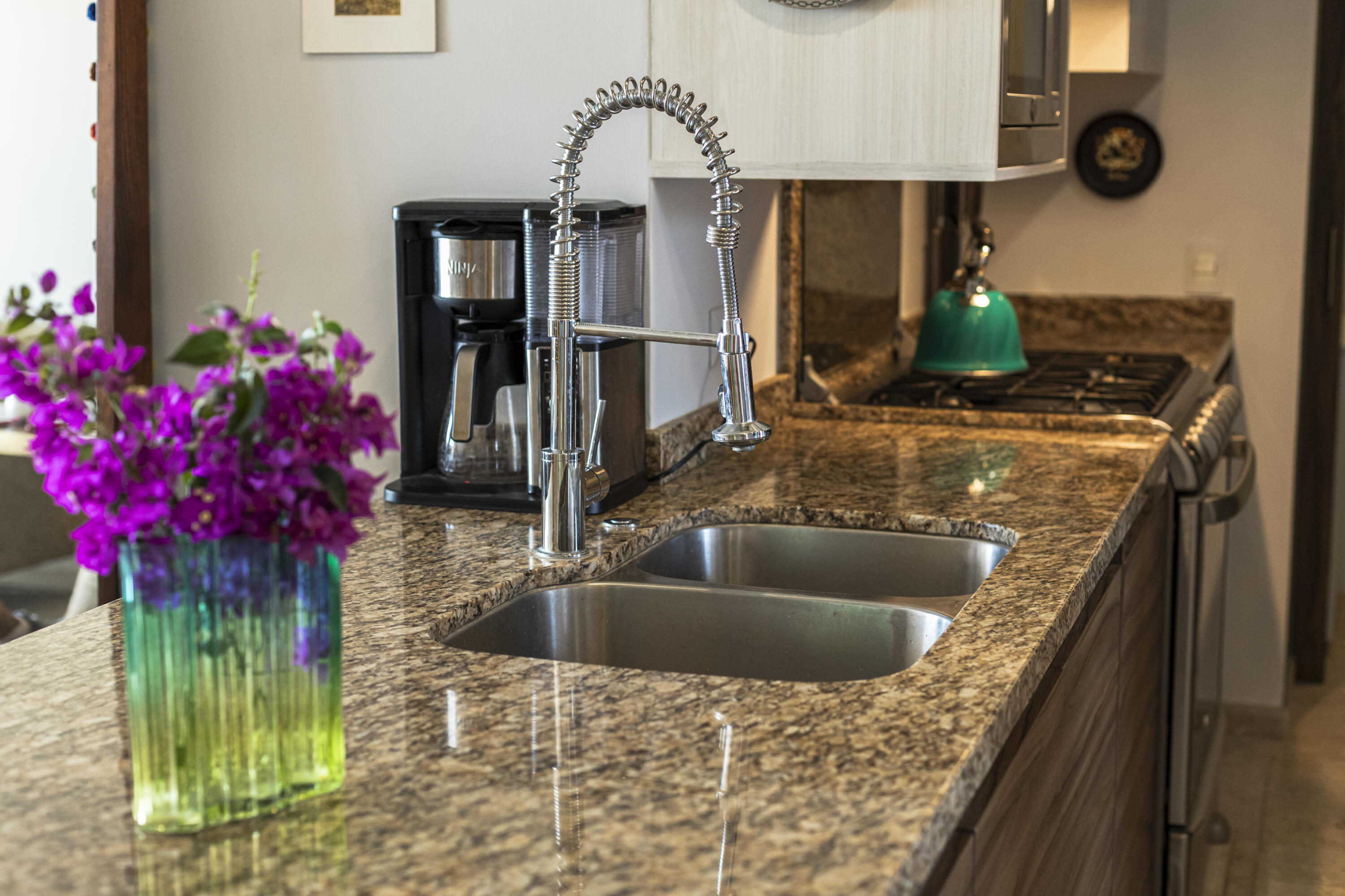 Solaria, Solaria G104