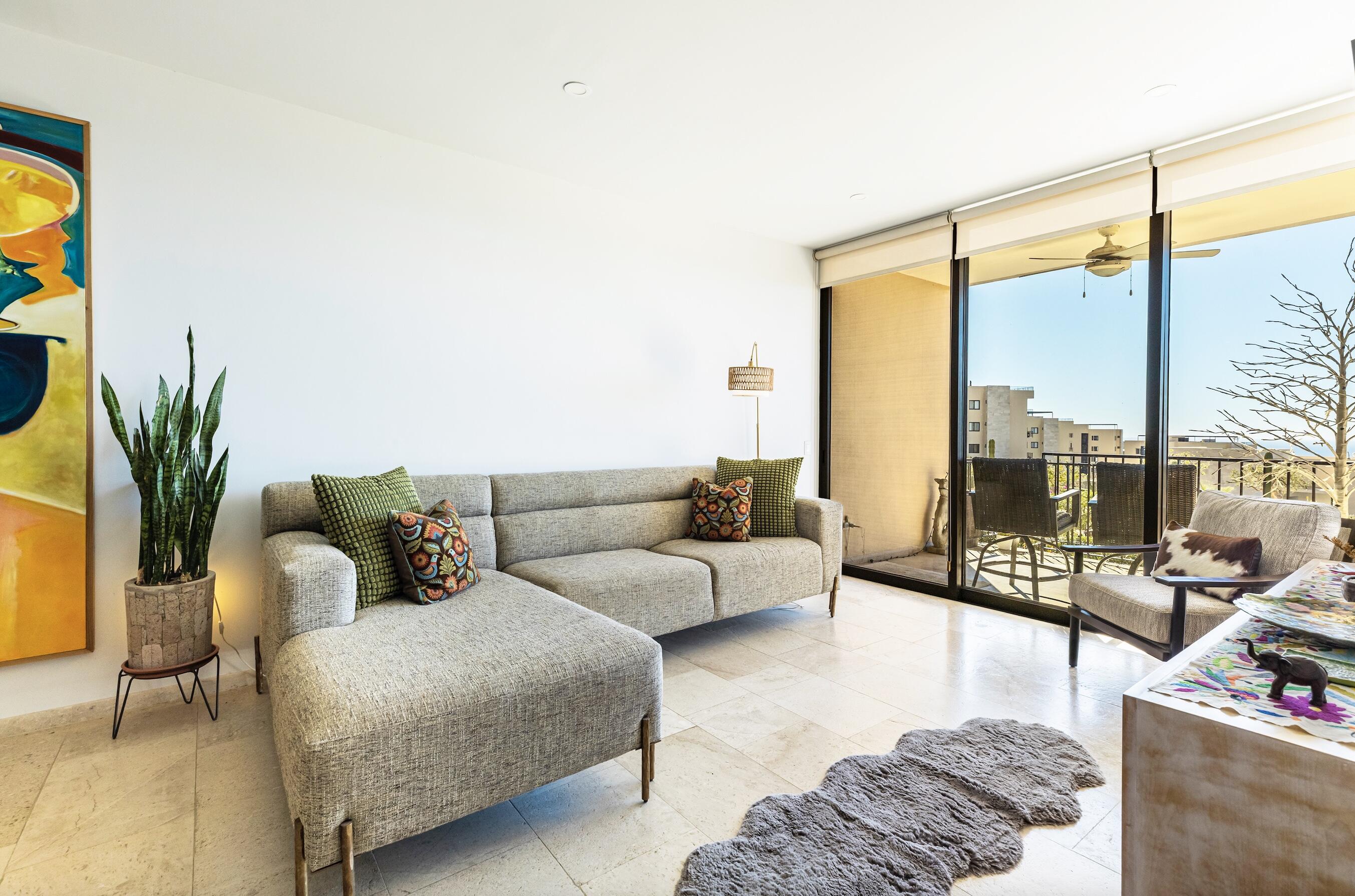 Solaria, Solaria G104